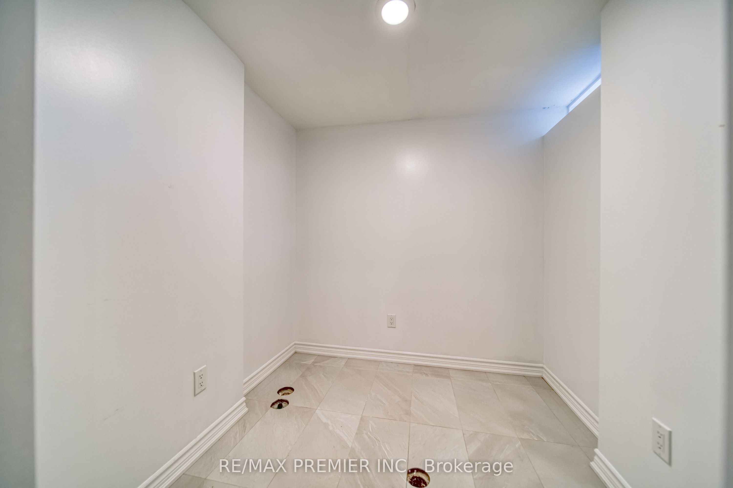 378 Poetry Drive Property Photo 35
