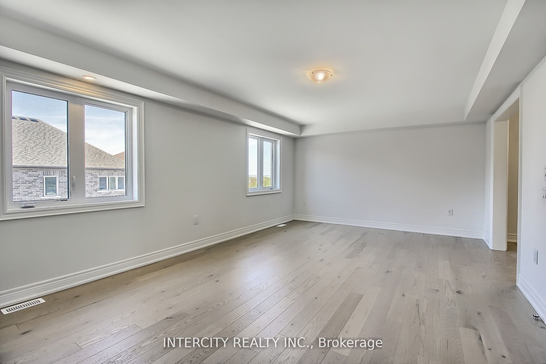 331 Seaview Heights Property Photo 23