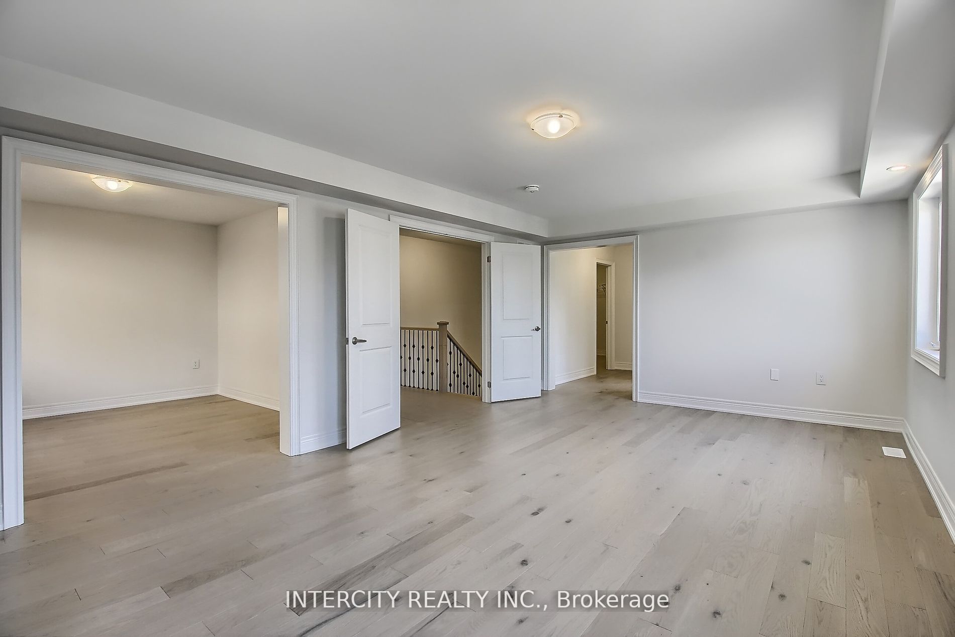 331 Seaview Heights Property Photo 24