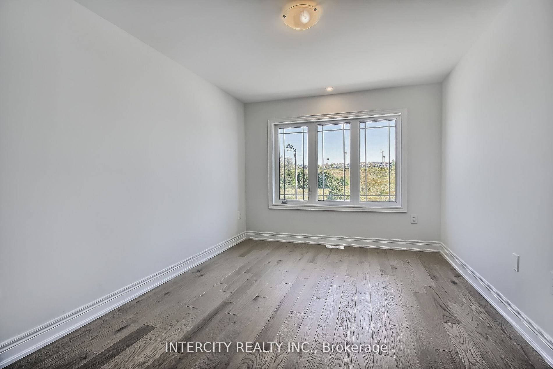 331 Seaview Heights Property Photo 33