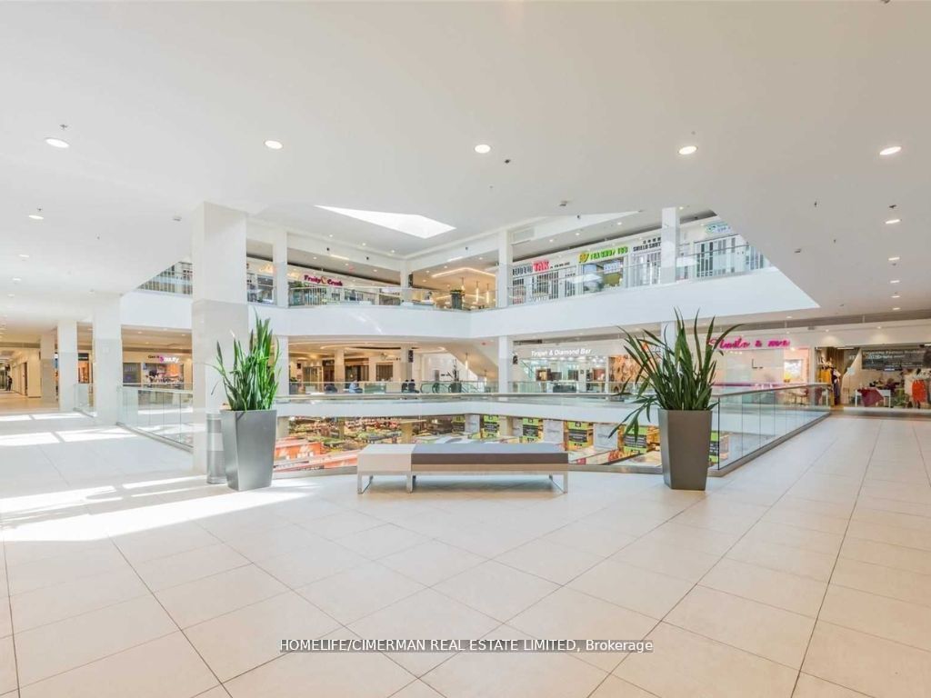 #145 - 7181 Yonge Street Property Photo 2