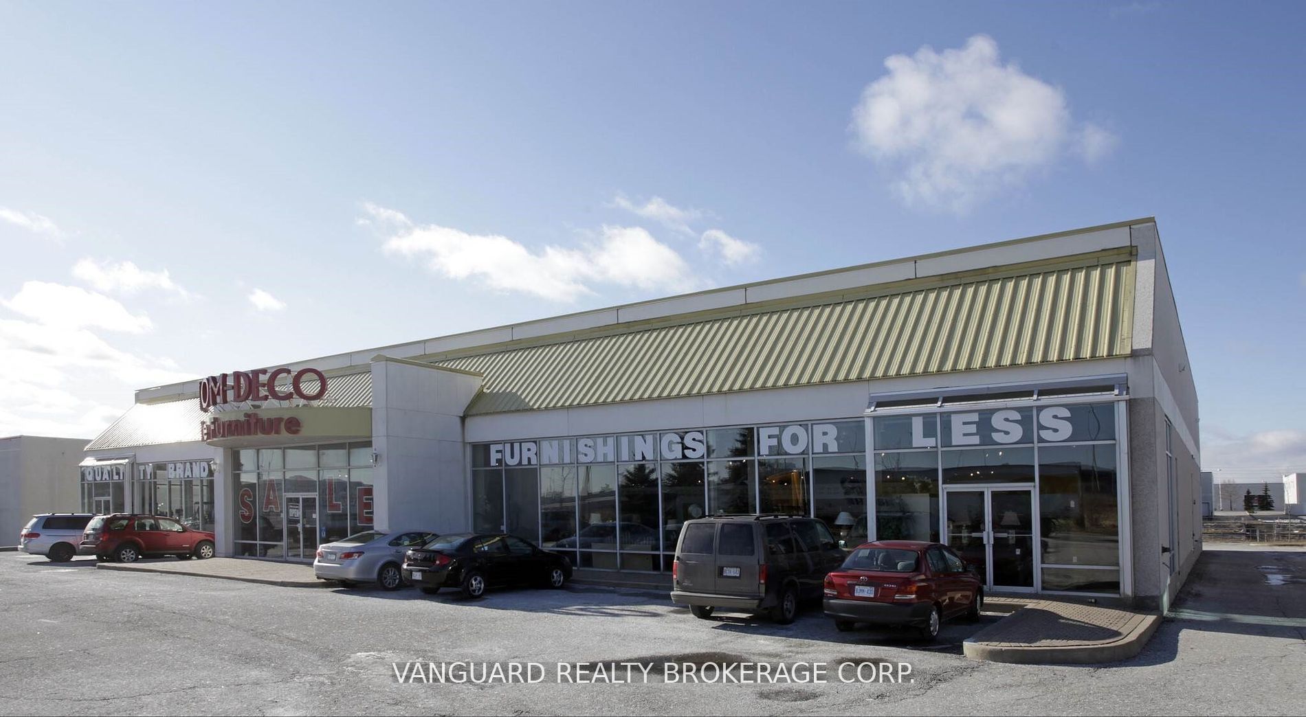 #unit E - 172 Chrislea Road Property Photo 1