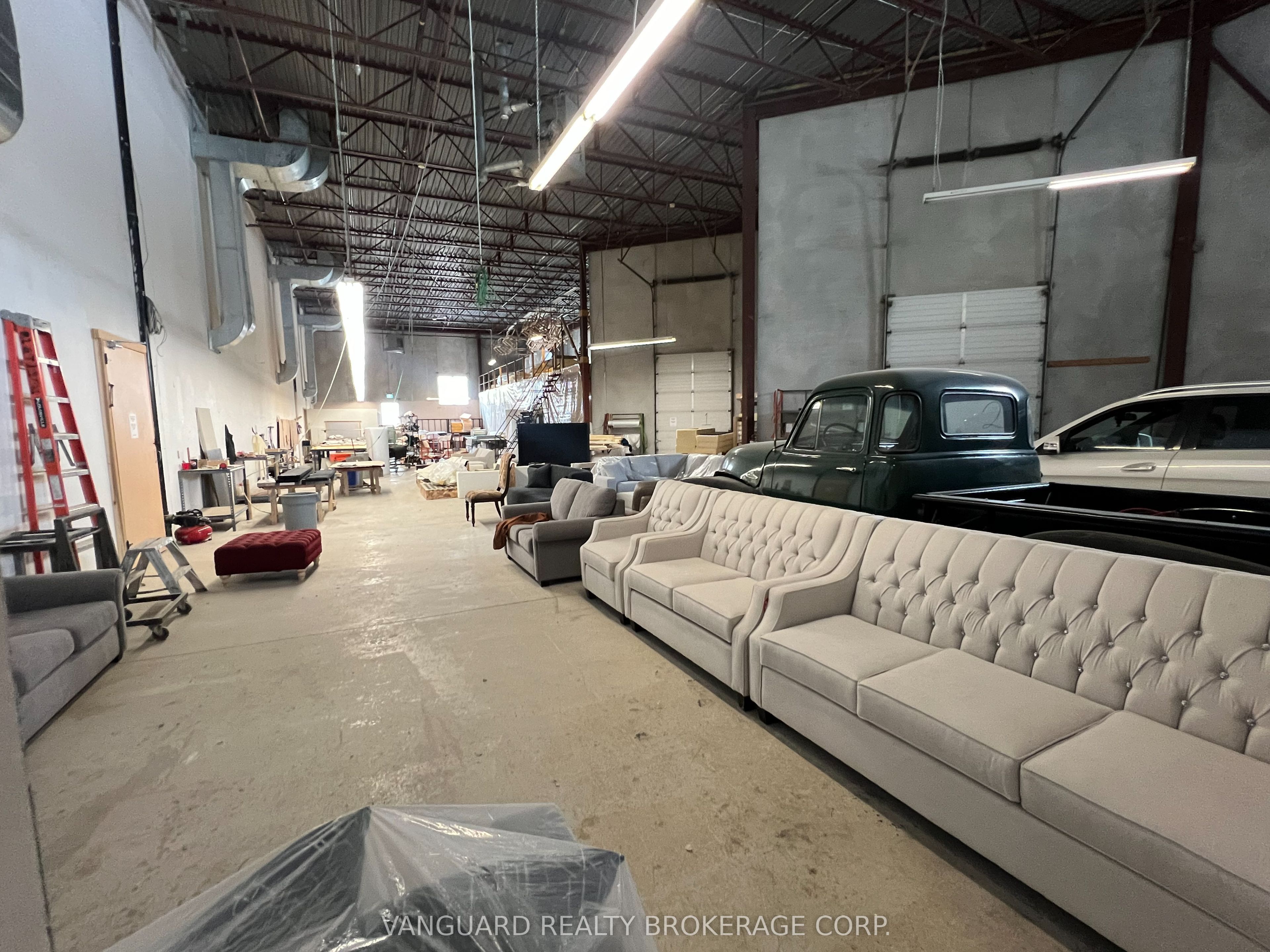 #unit E - 172 Chrislea Road Property Photo 7