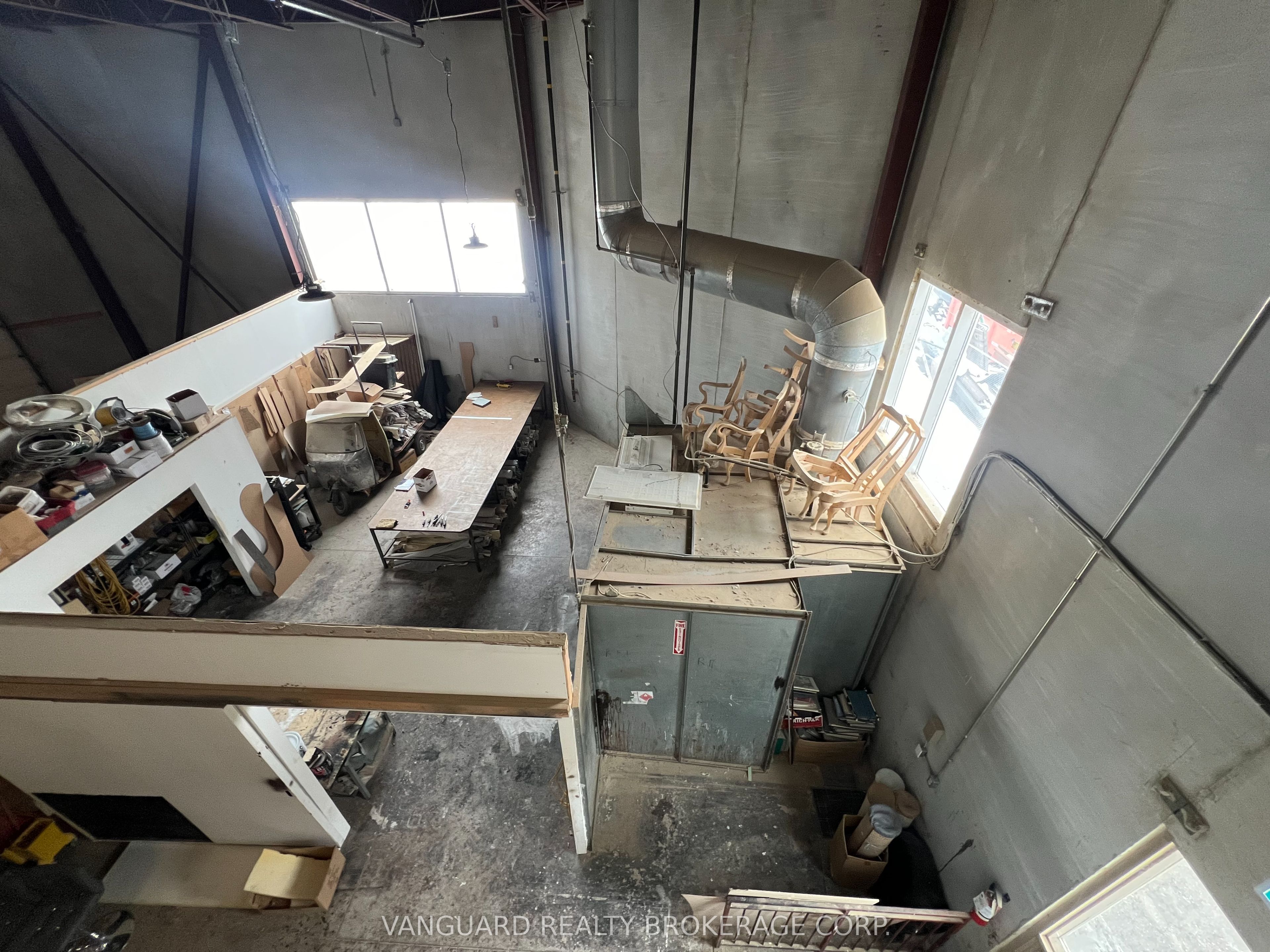 #unit E - 172 Chrislea Road Property Photo 10
