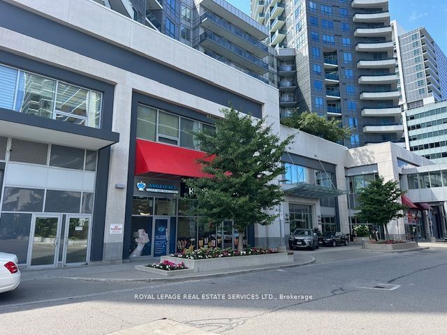 #102 - 7163 Yonge Street Property Photo 1