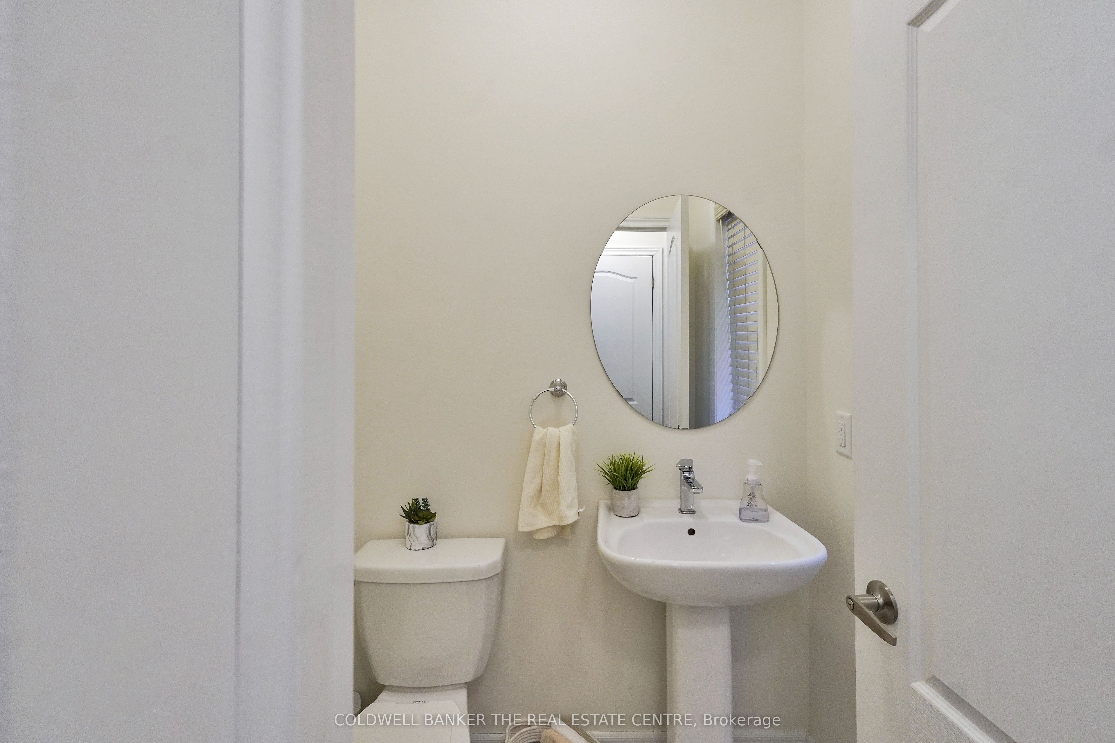 640 Clifford Perry Pl Property Photo 24