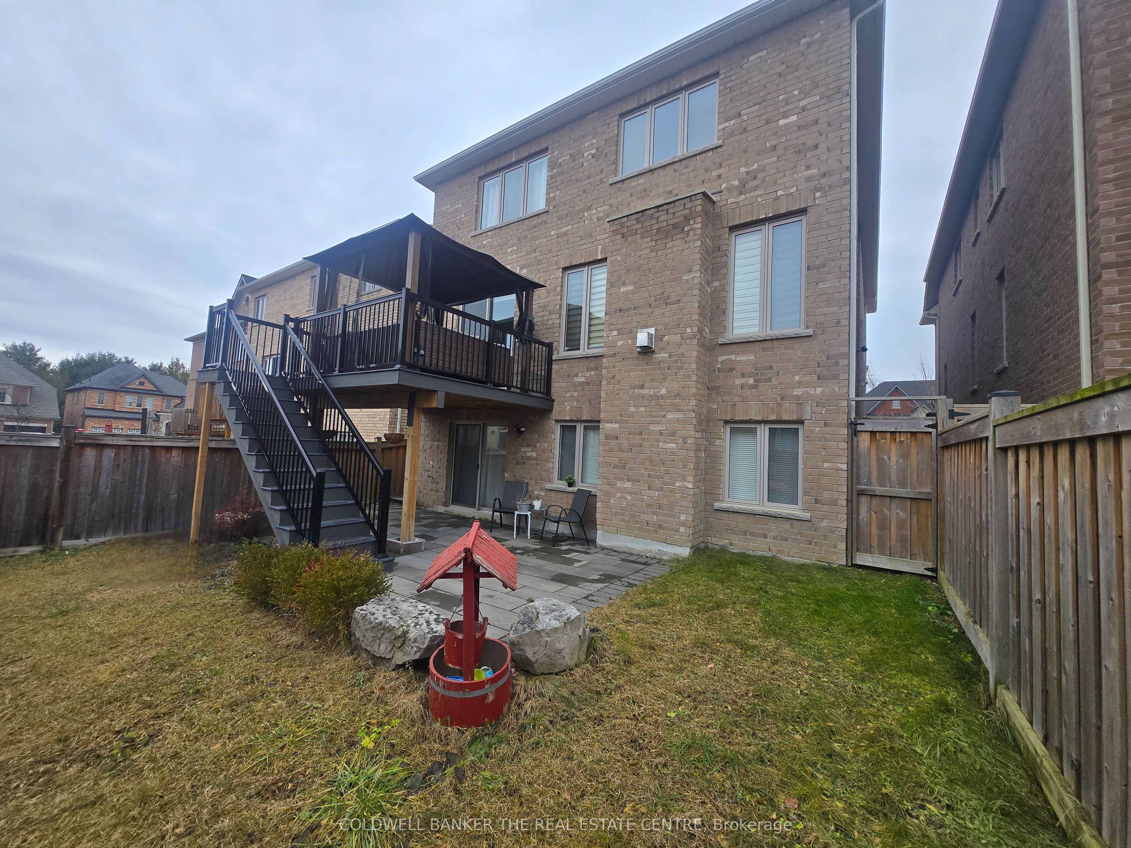 640 Clifford Perry Pl Property Photo 34
