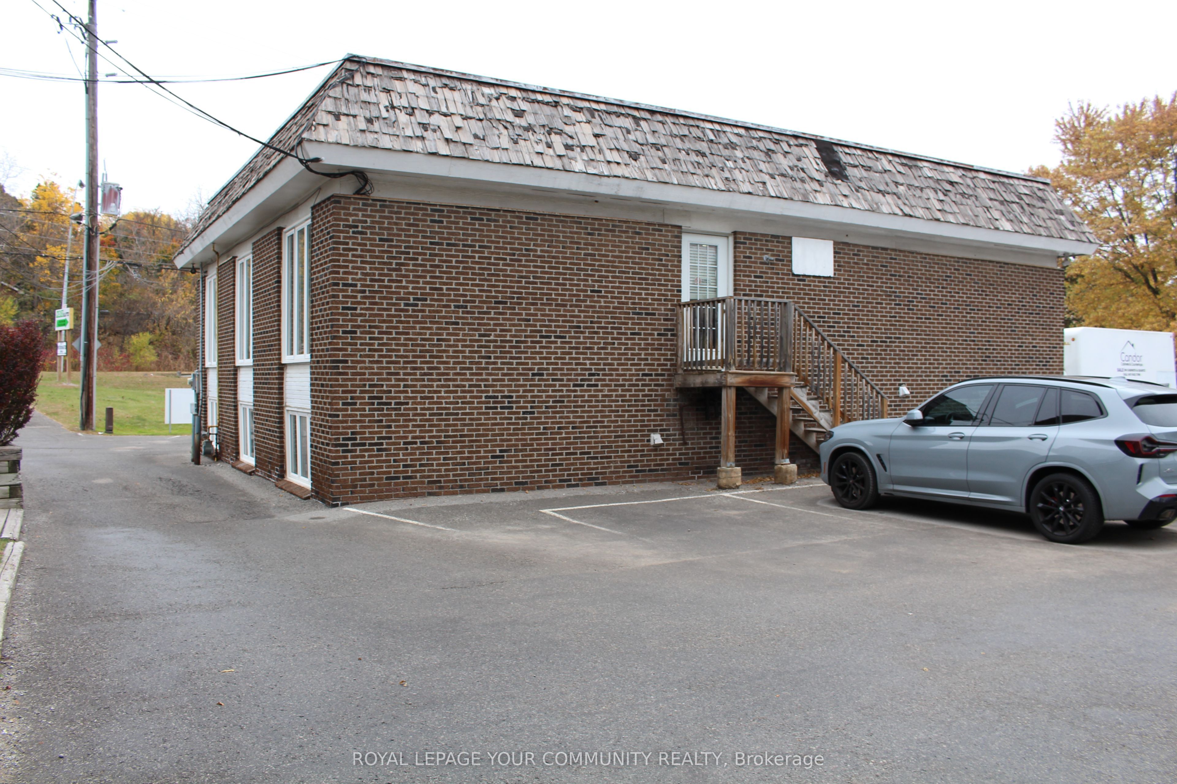 #201 - 5873 Hwy 7 Road Property Photo 1