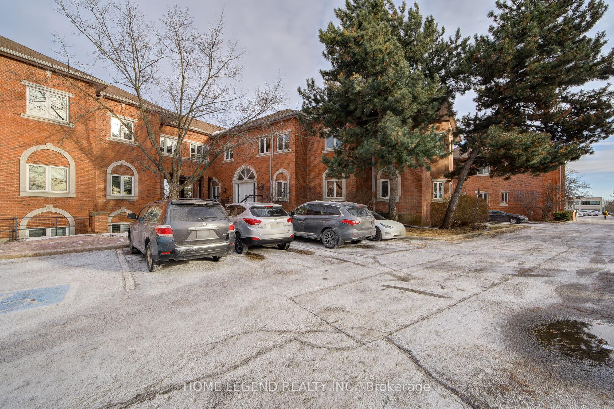 #101 - 335 Renfrew Drive Property Photo 1