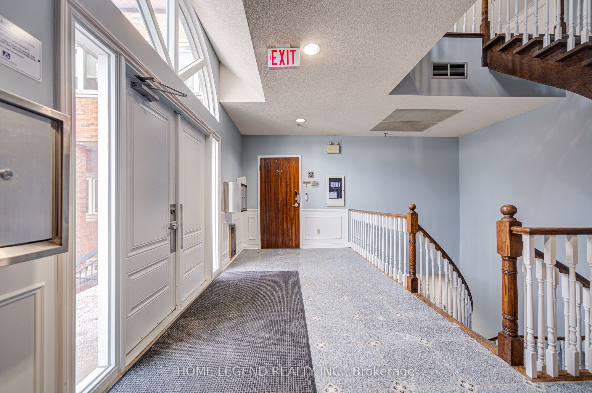 #101 - 335 Renfrew Drive Property Photo 2