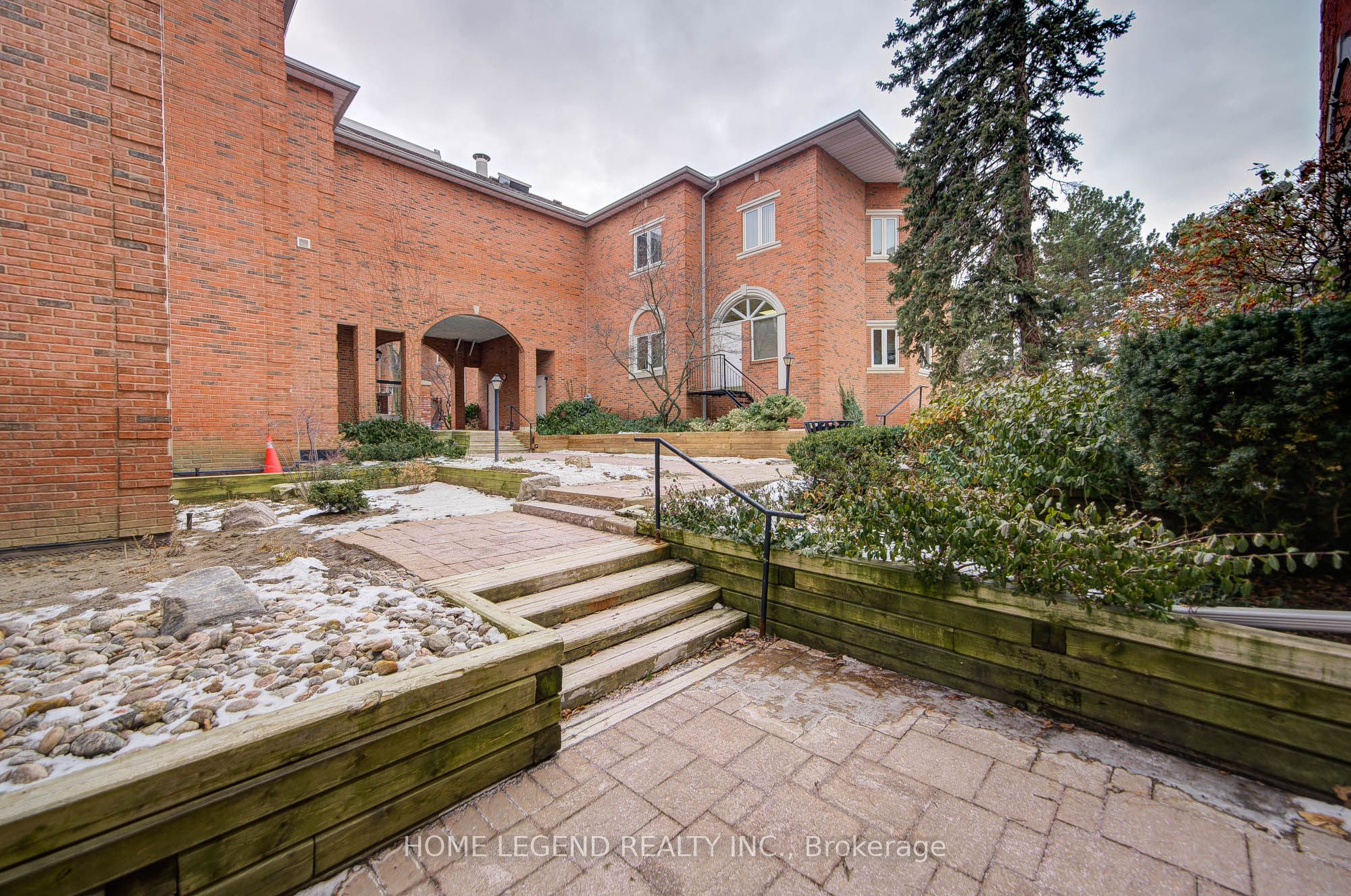 #101 - 335 Renfrew Drive Property Photo 23