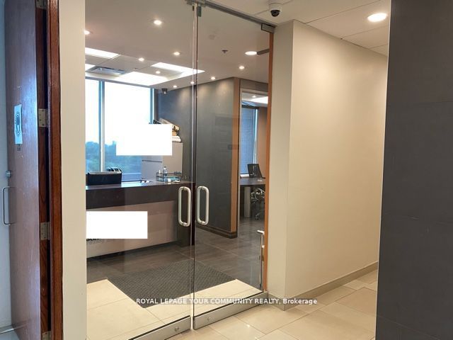 #ph-a - 7368 Yonge Street Property Photo 2