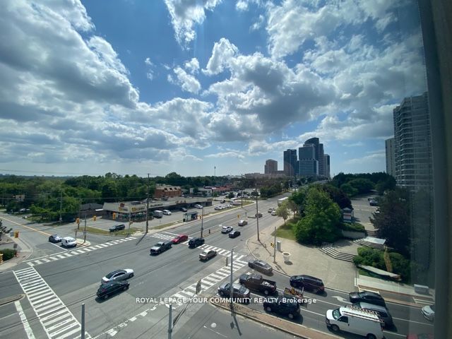 #ph-a - 7368 Yonge Street Property Photo 8