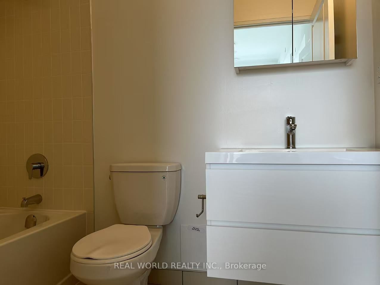 #611 - 38 Andre De Grasse Street Property Photo 7