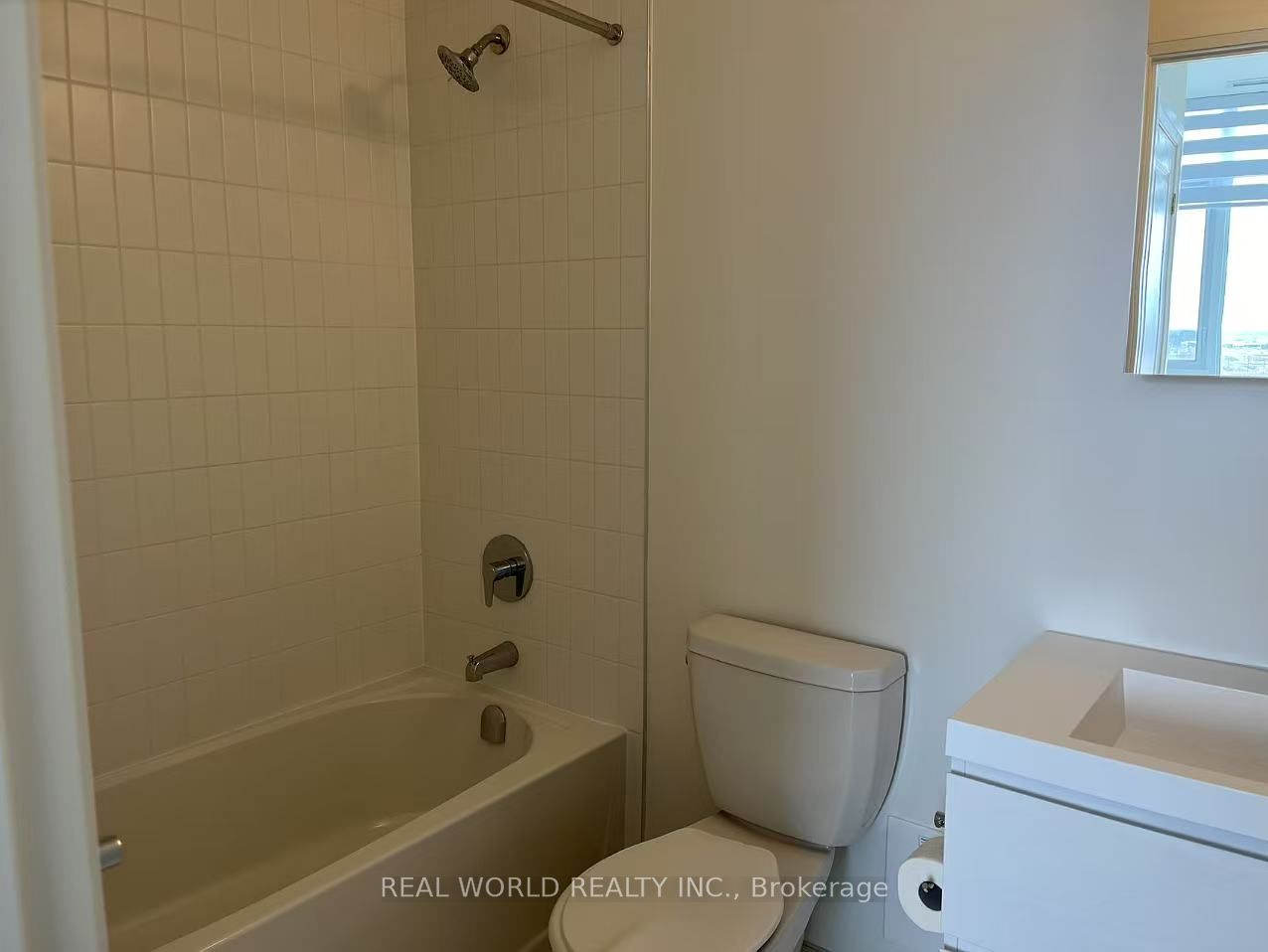 #611 - 38 Andre De Grasse Street Property Photo 18