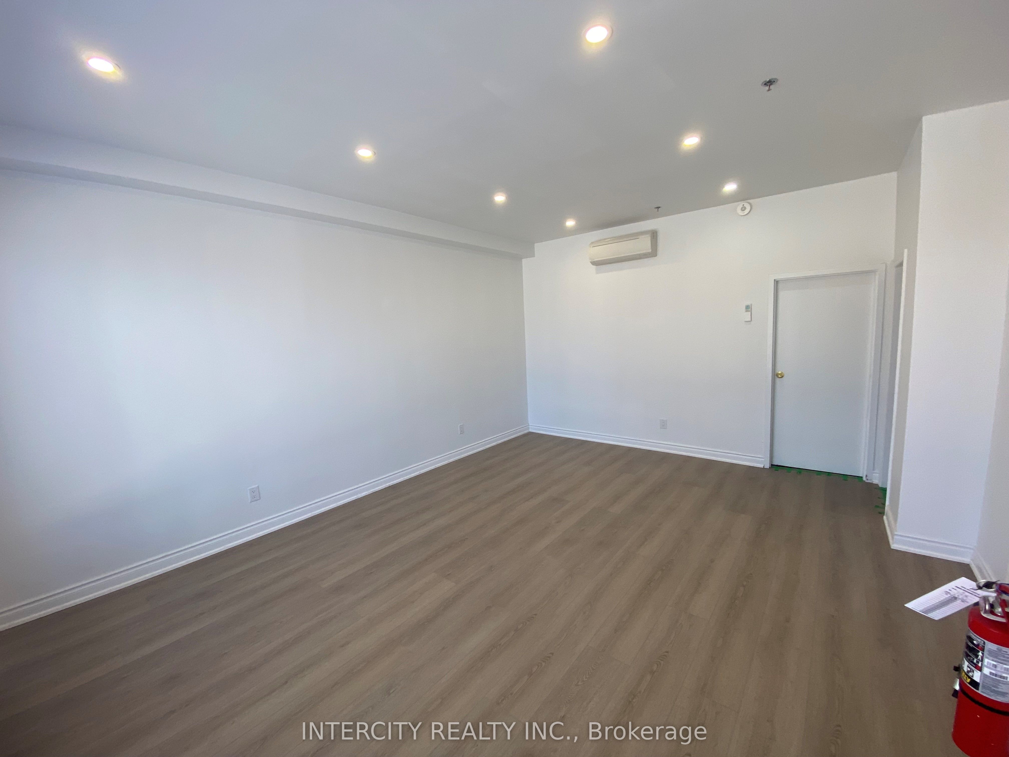 #34 - 665 Millway Avenue Property Photo 2