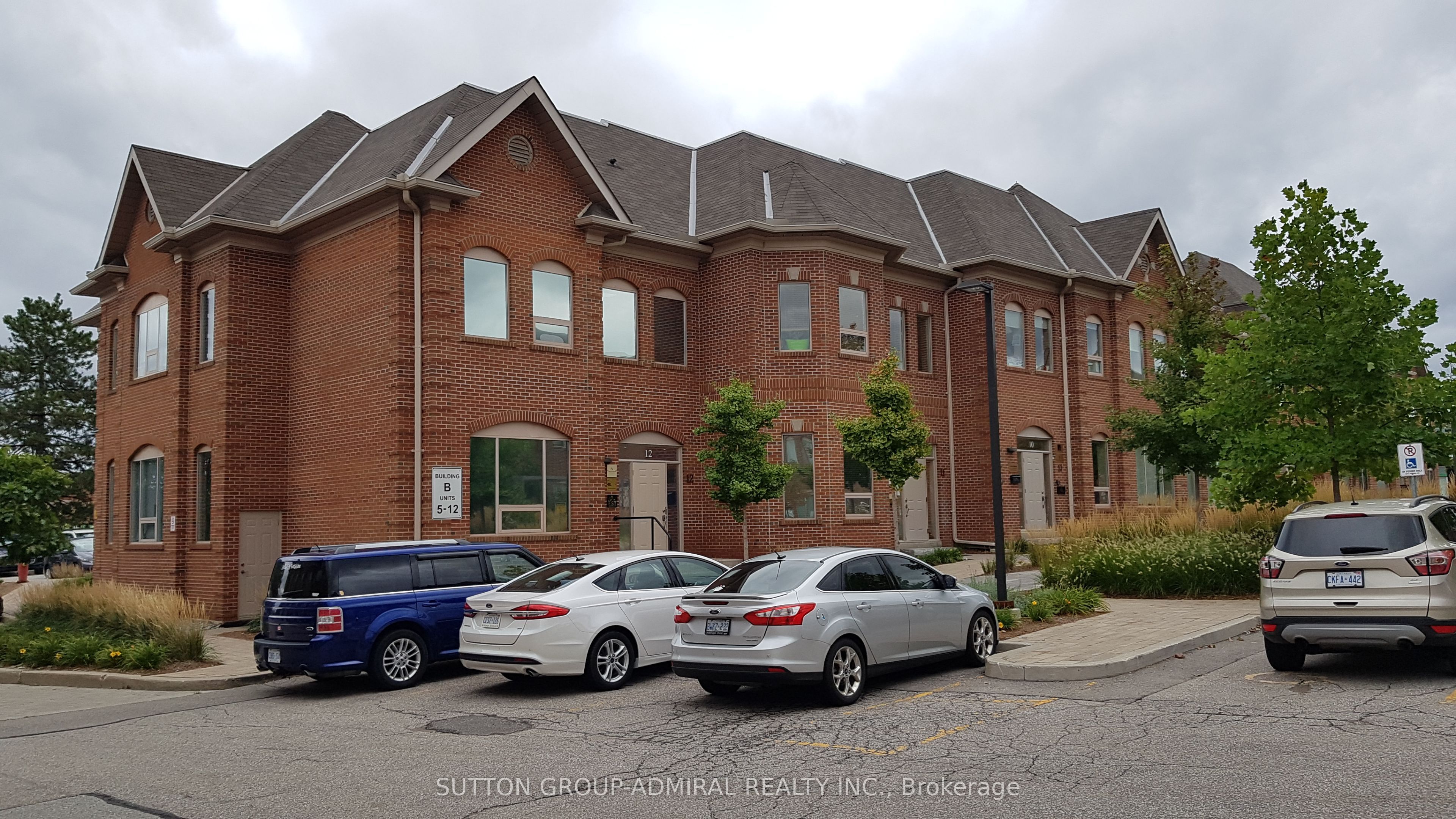 #12-202 - 30 Wertheim Court Property Photo 27