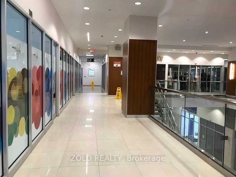 #214 - 7163 Yonge Street Property Photo 8