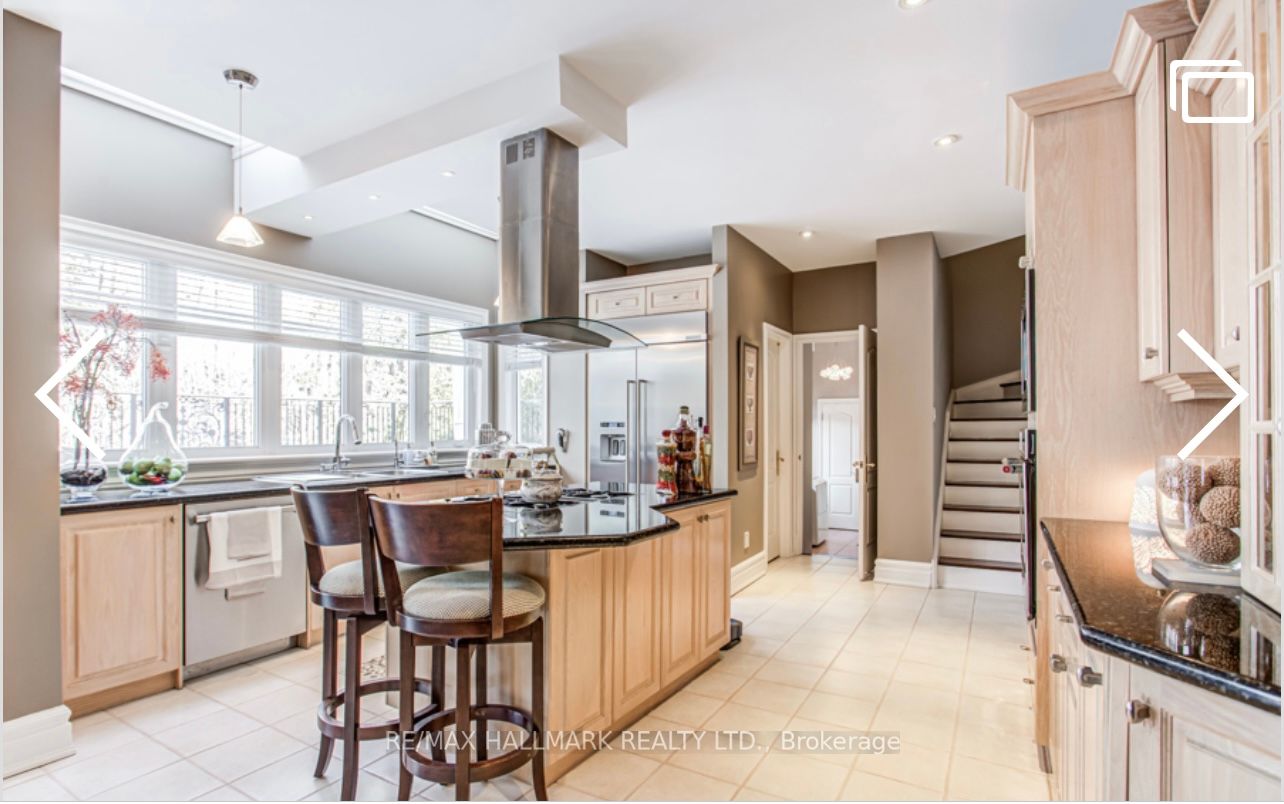 384 Kennedy Street Property Photo 8
