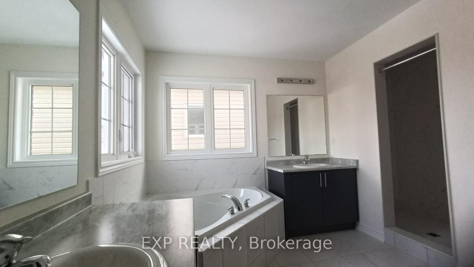 4 Grieve Street Property Photo 14