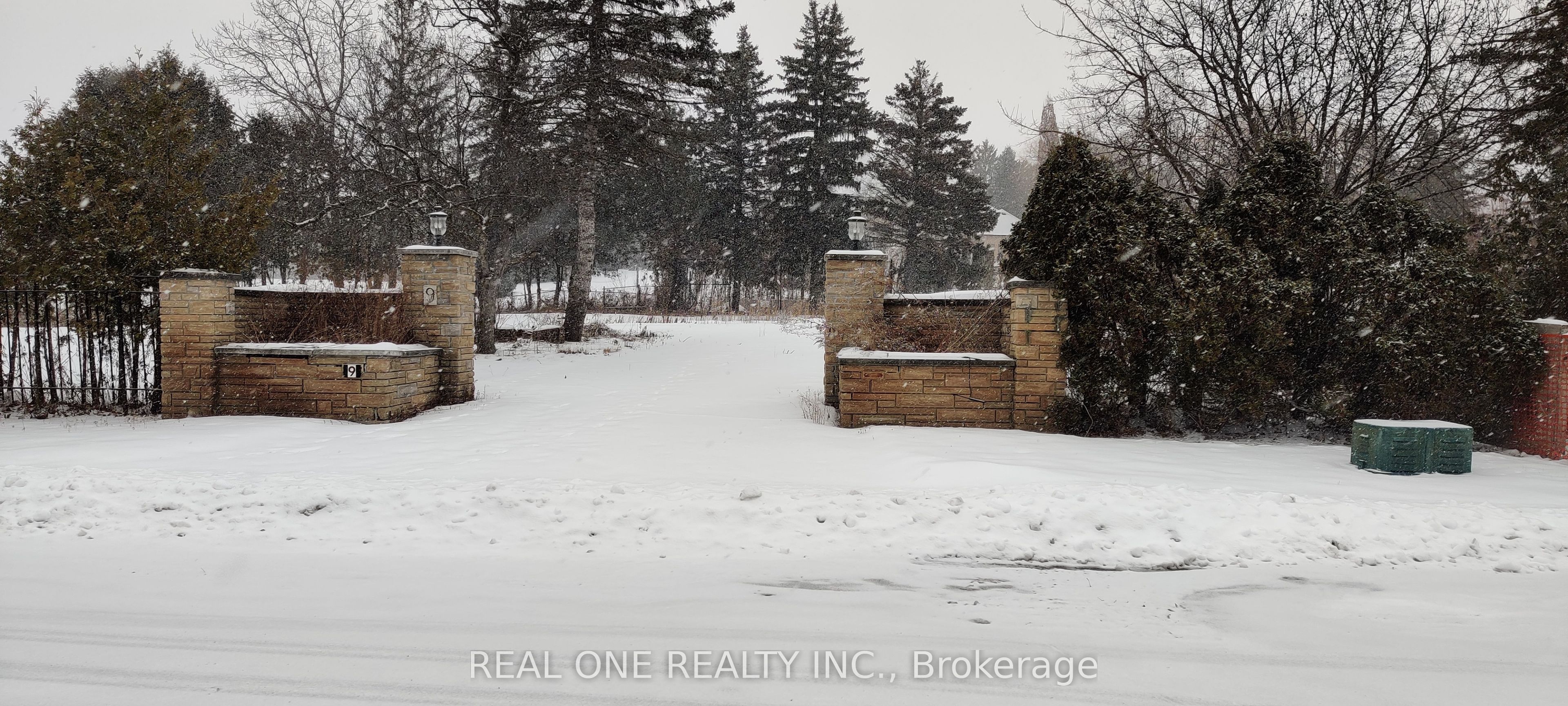 9 Boynton Circle Property Photo 1