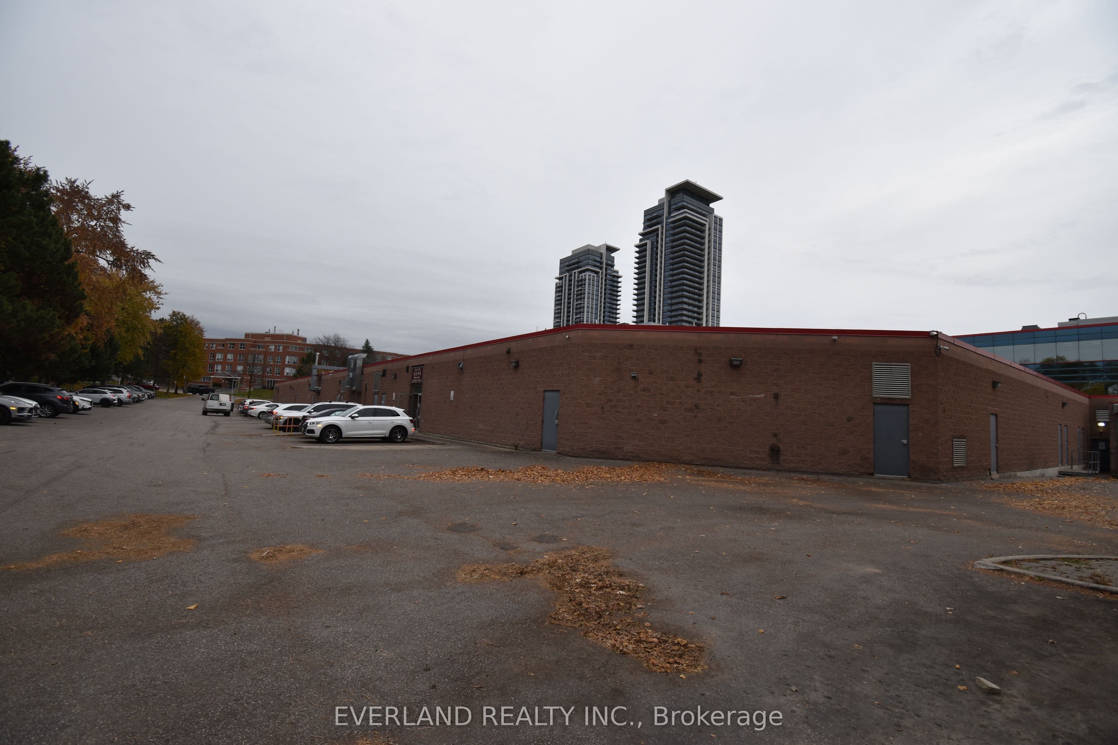#12-14 - 328 Highway 7 Avenue Property Photo 11