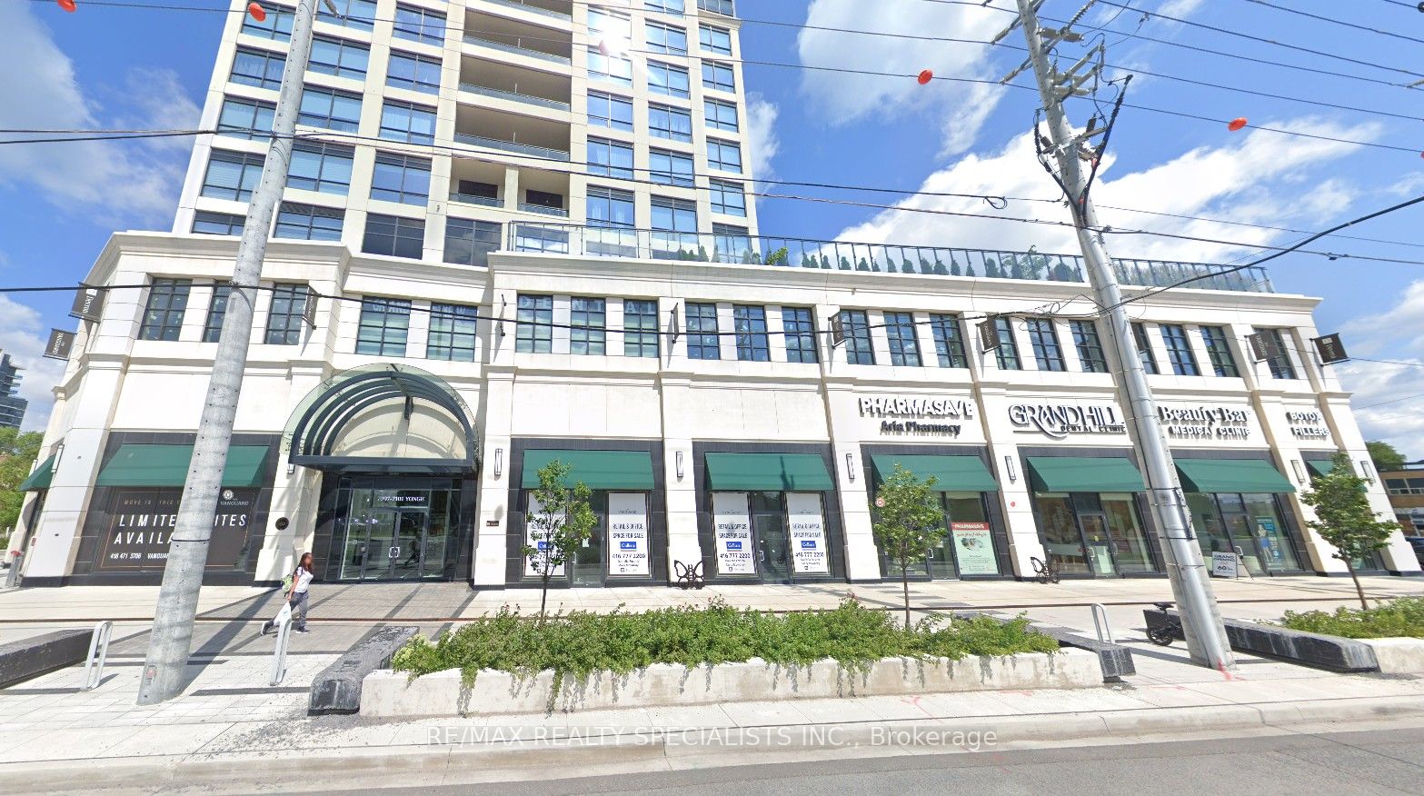 #1 - 7097 Yonge Street Property Photo 1