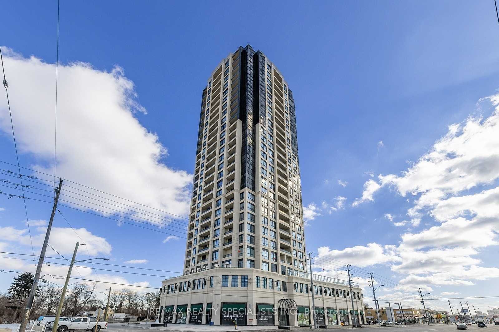 #1 - 7097 Yonge Street Property Photo 2