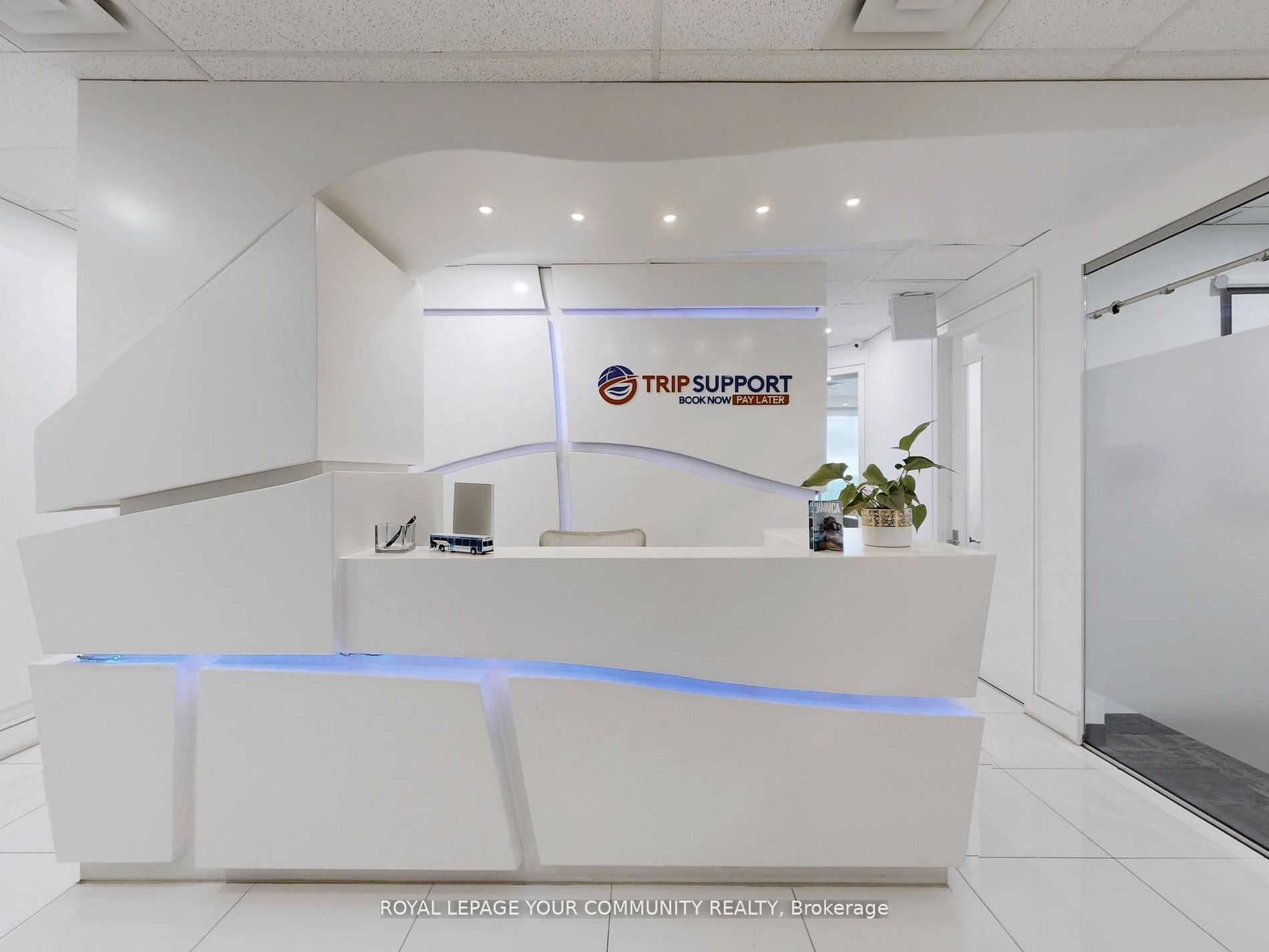 #1101** - 7191 Yonge Street Property Photo 3