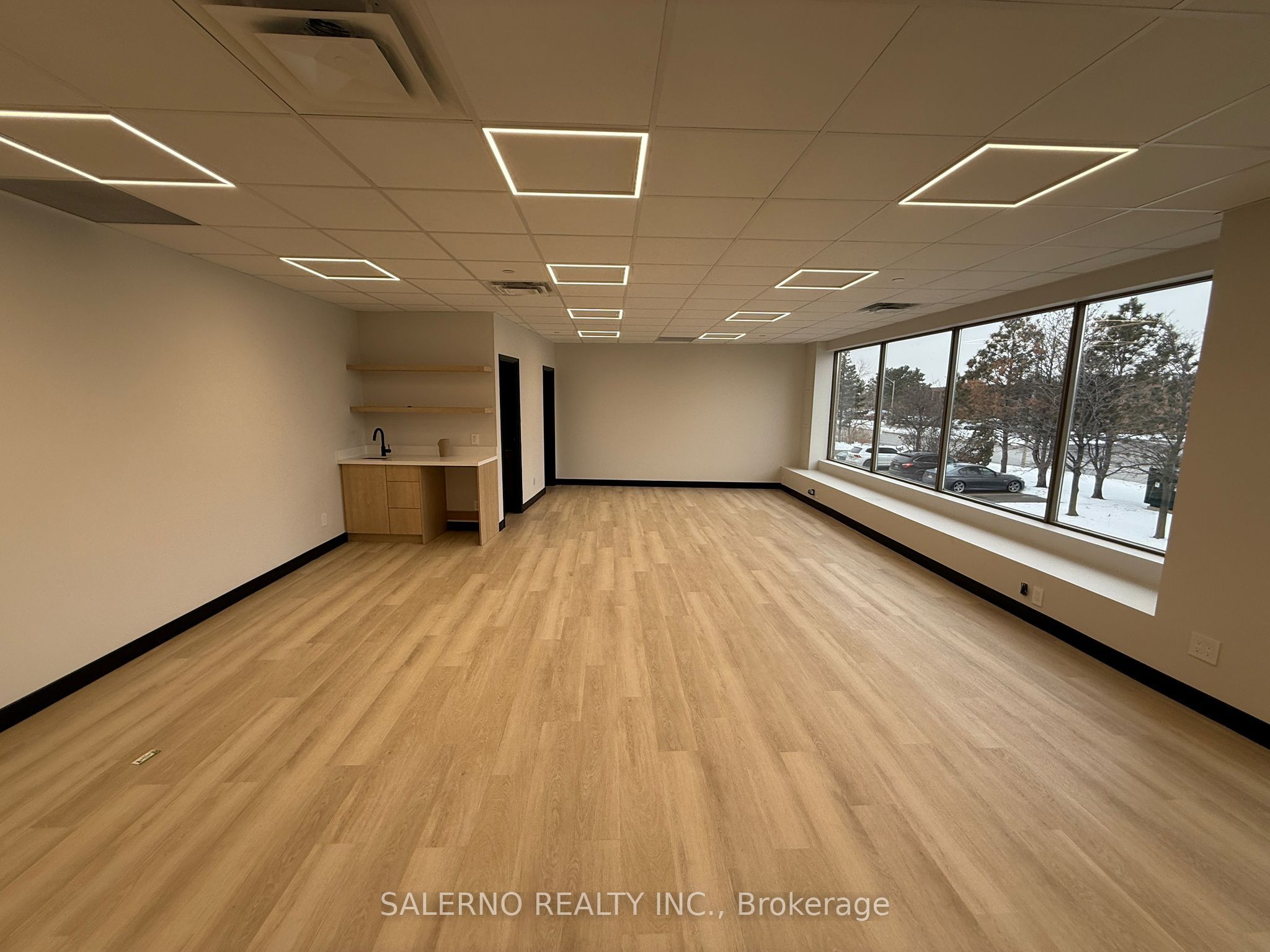 #1 Upper - 530 Rowntree Dairy Road Property Photo 6