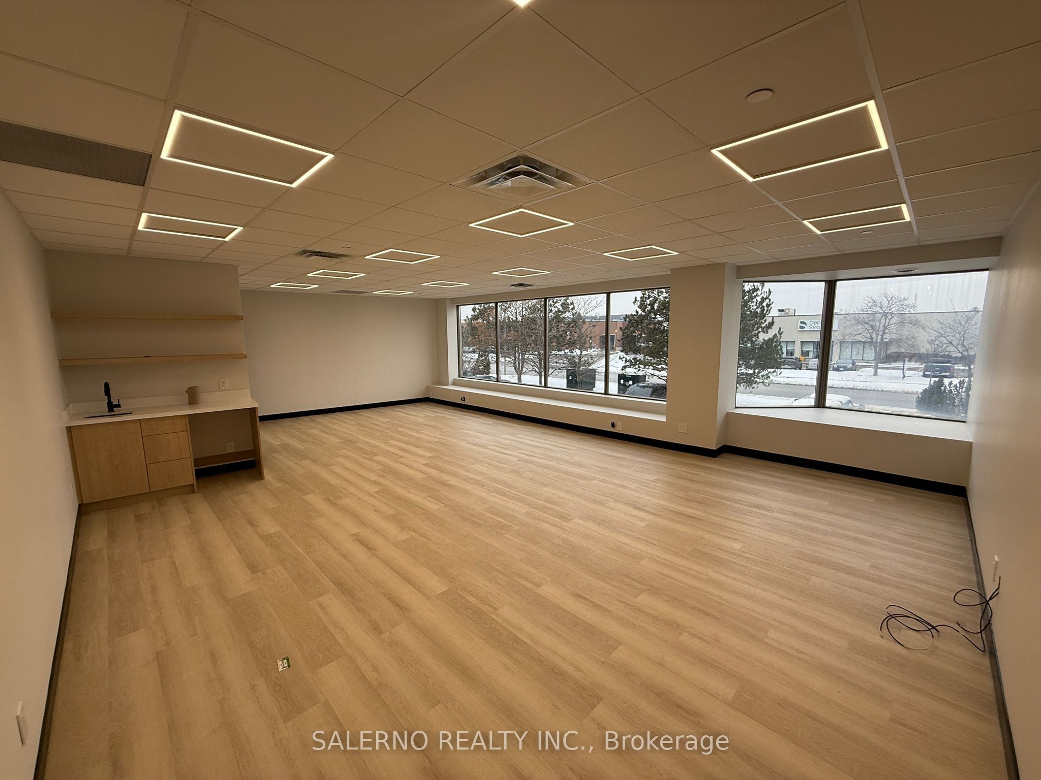 #1 Upper - 530 Rowntree Dairy Road Property Photo 7