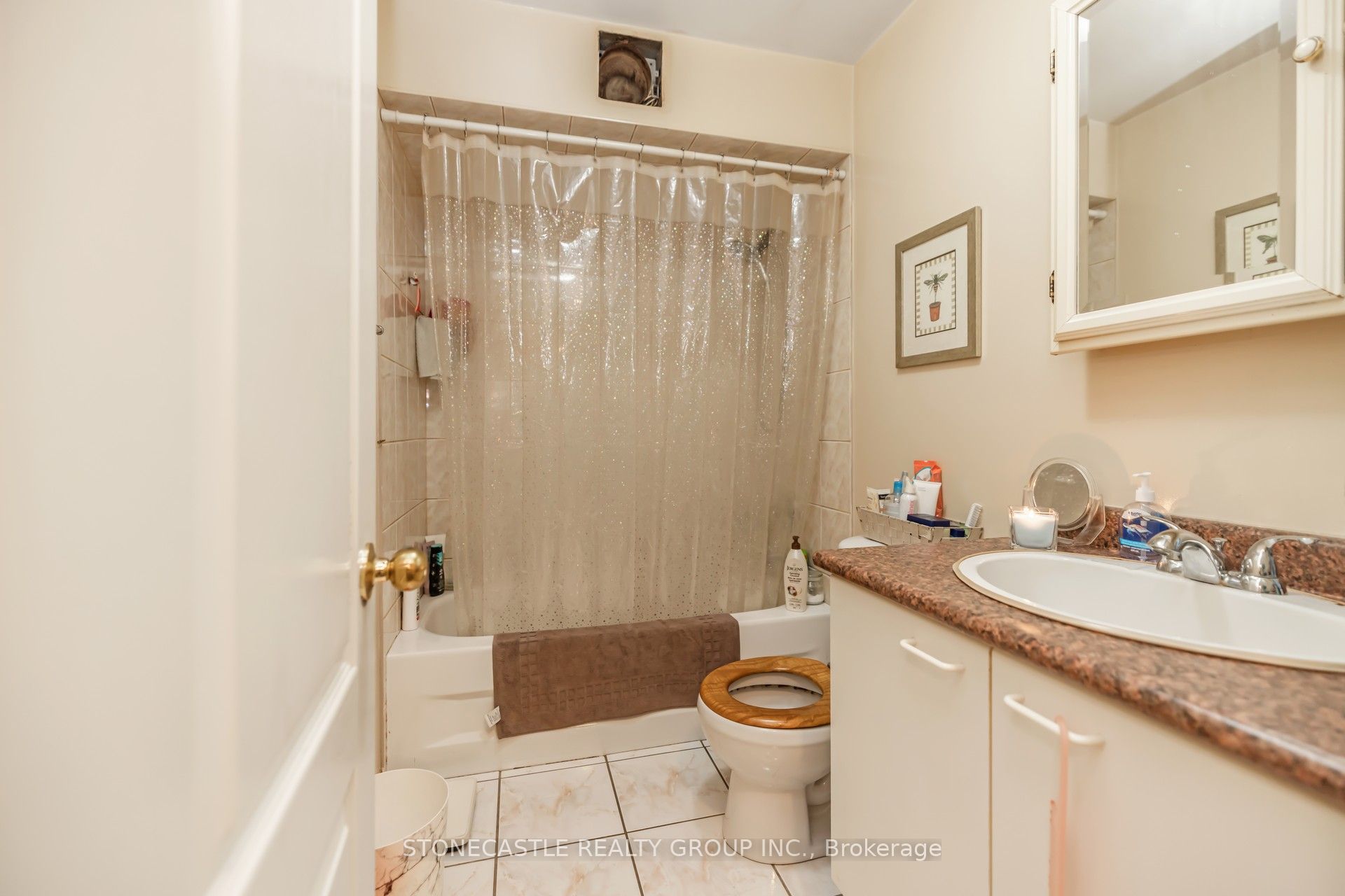 2311 Major Mackenzie Drive Property Photo 21