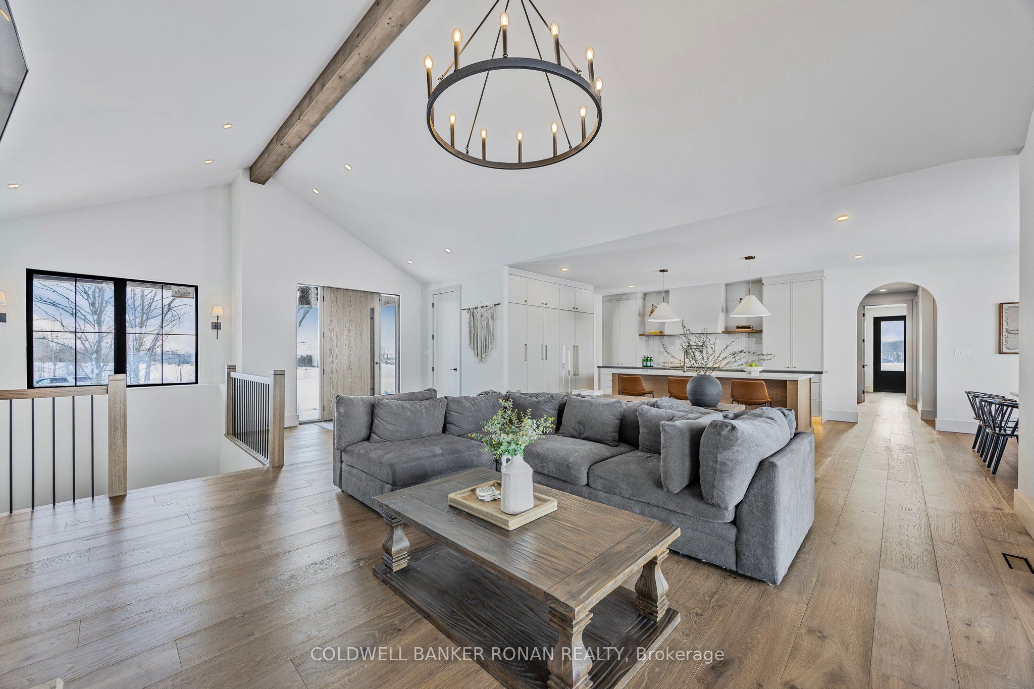 6576 3rd Line Property Photo 15