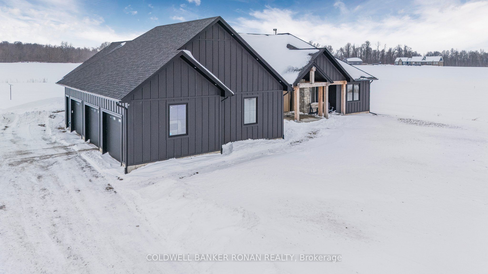 6576 3rd Line Property Photo 37