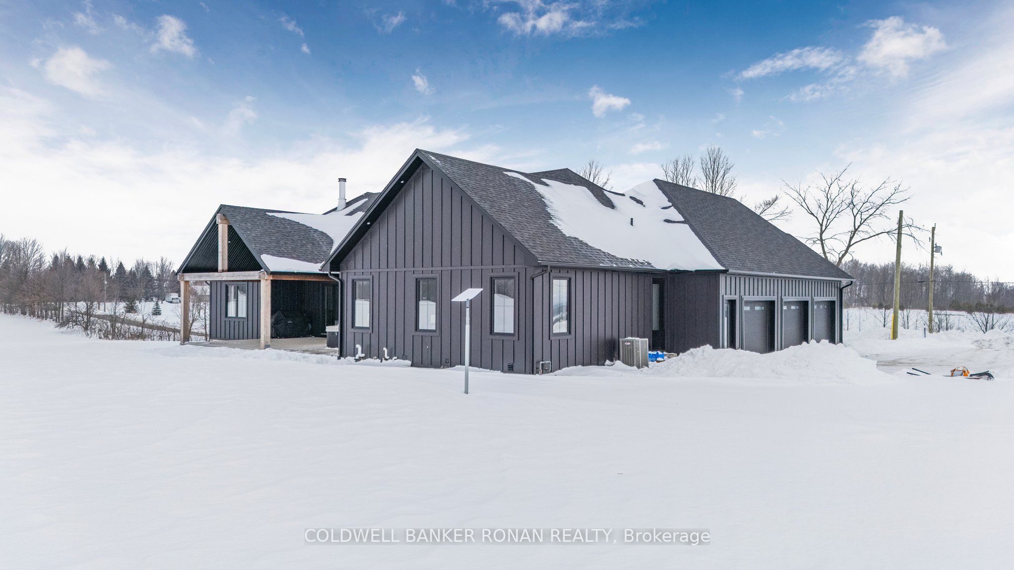 6576 3rd Line Property Photo 39