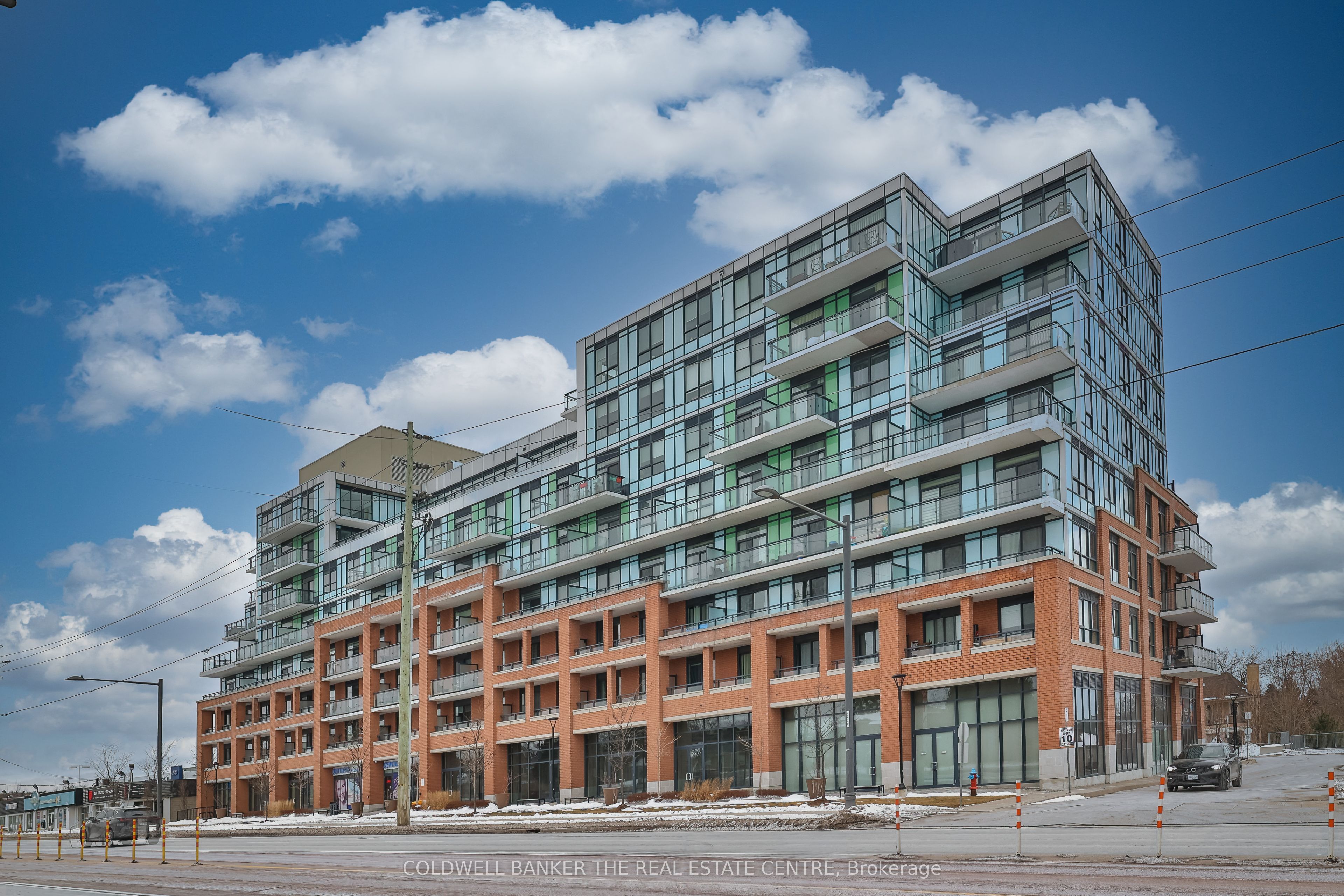 #723 - 11611 Yonge Street Property Photo 1