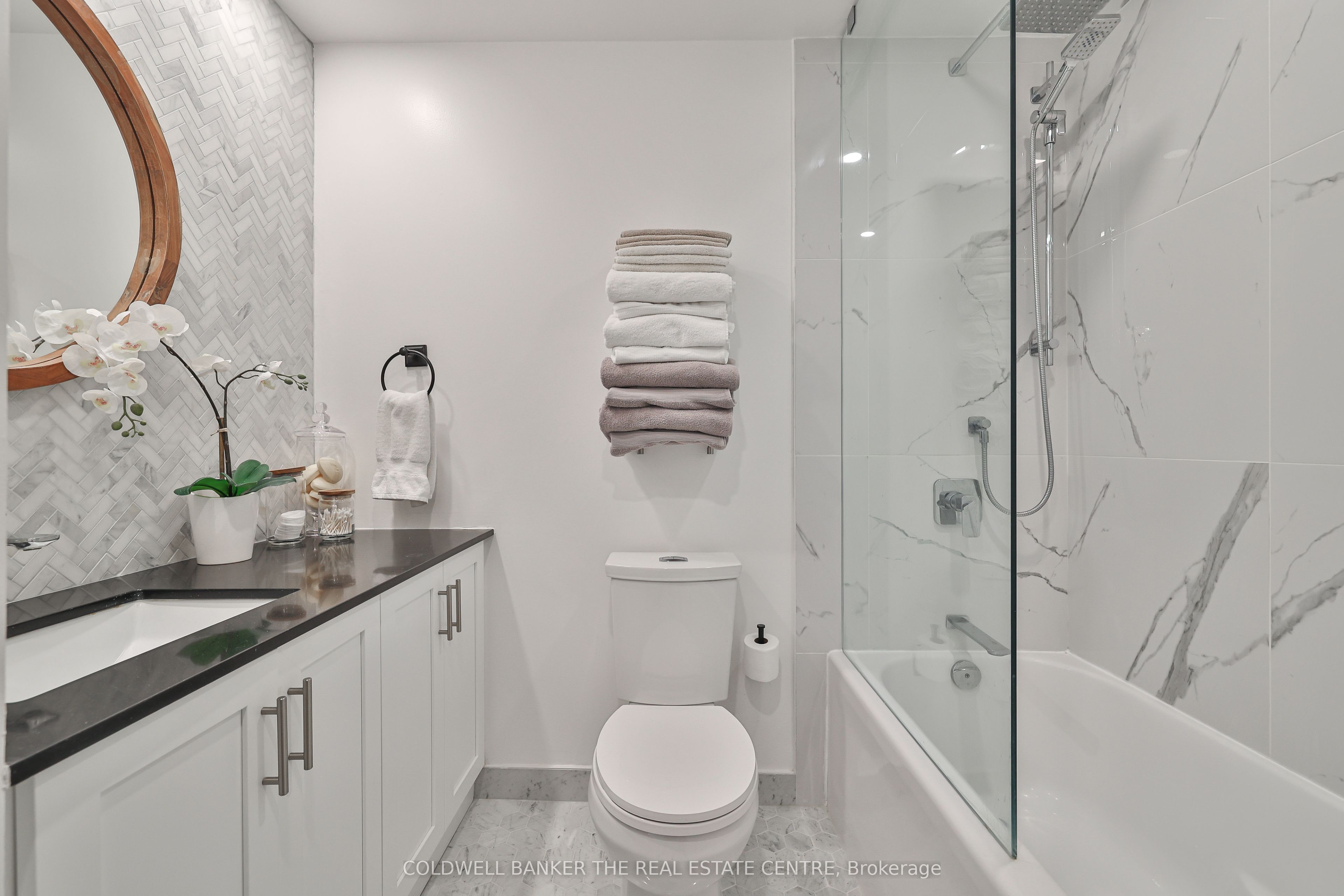 #723 - 11611 Yonge Street Property Photo 23