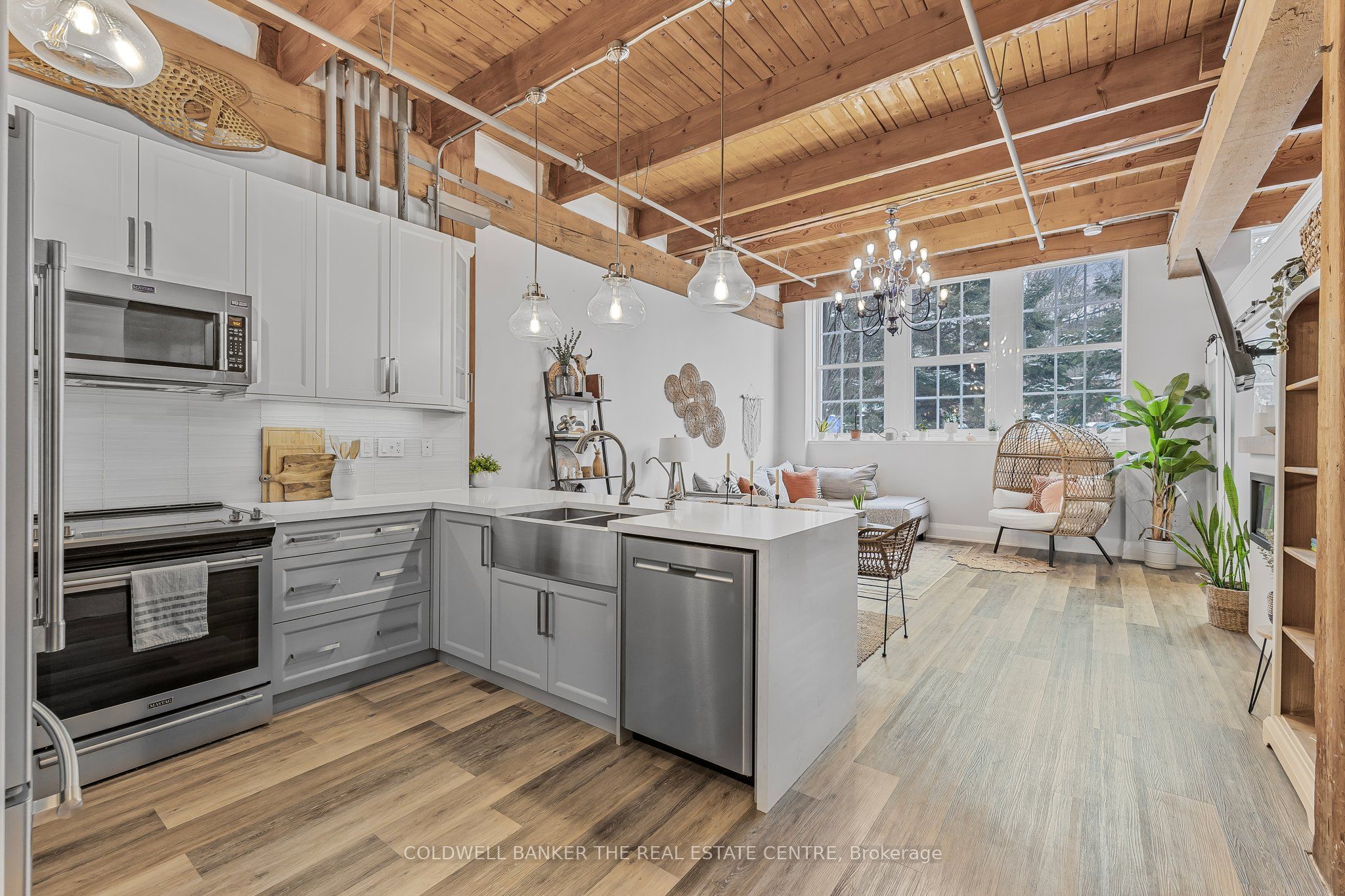 #117 - 543 Timothy Street Property Photo 7