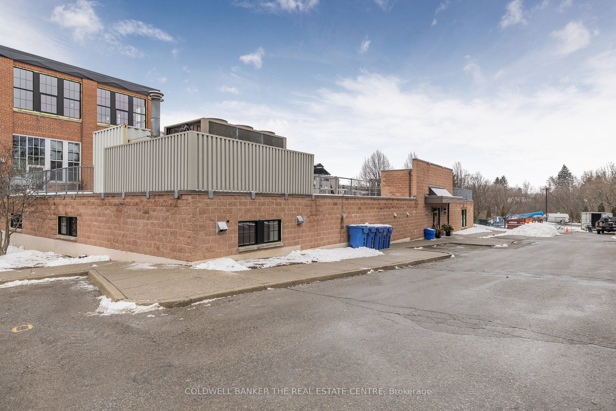 #117 - 543 Timothy Street Property Photo 32