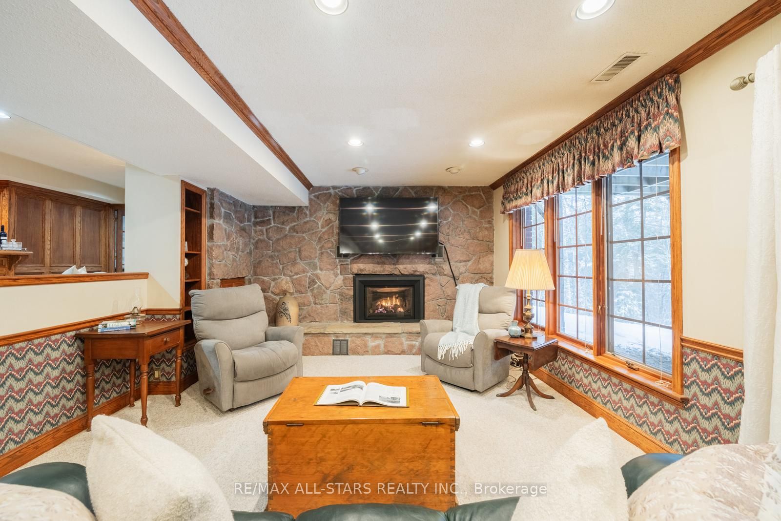 6 Sawmill Lane Property Photo 35