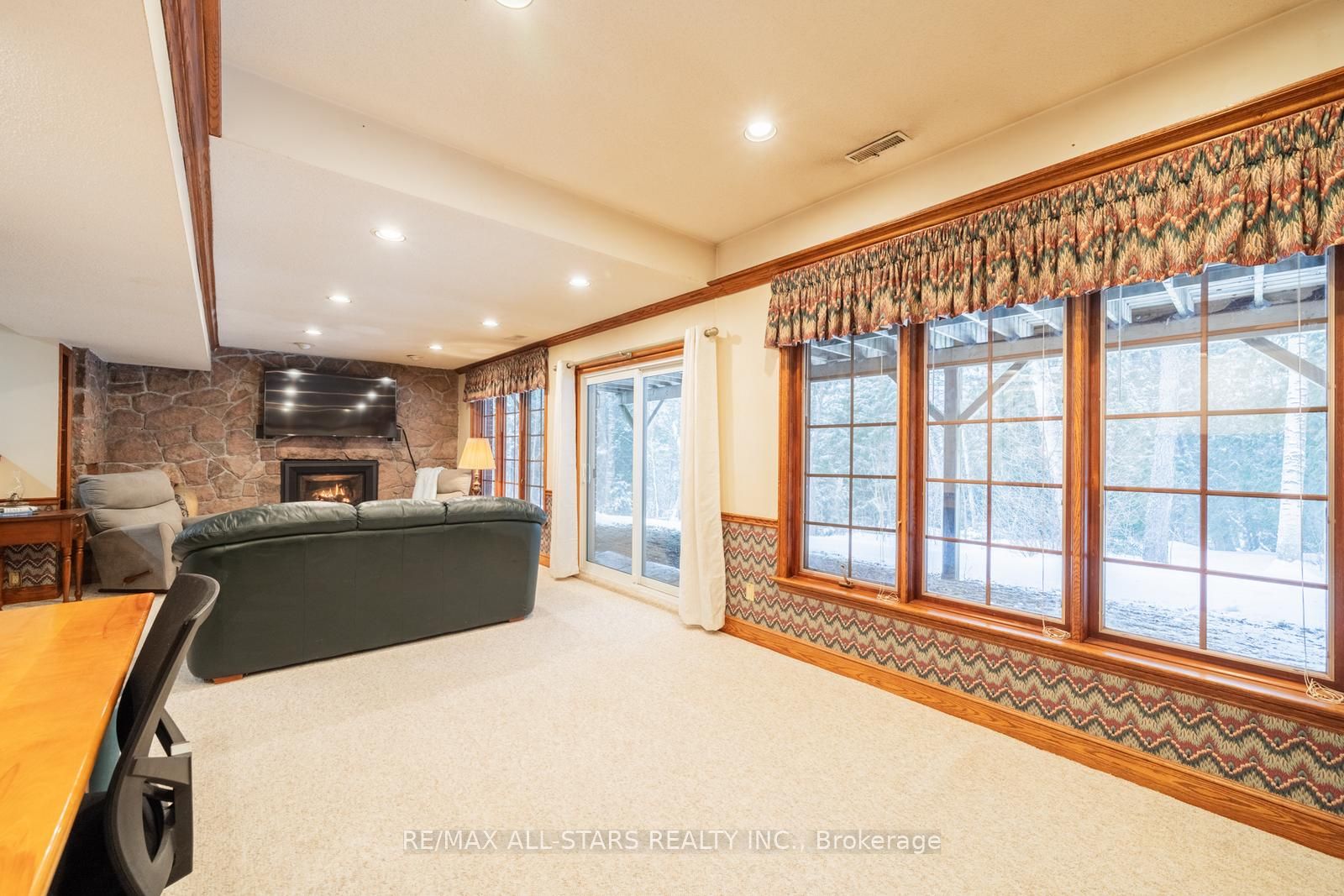 6 Sawmill Lane Property Photo 37