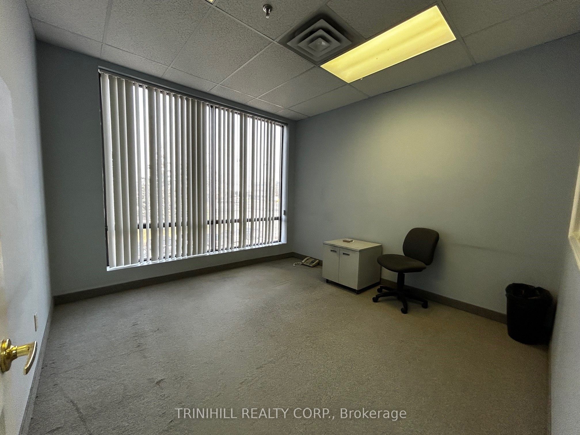 #201 - 8400 Jane Street Property Photo 6