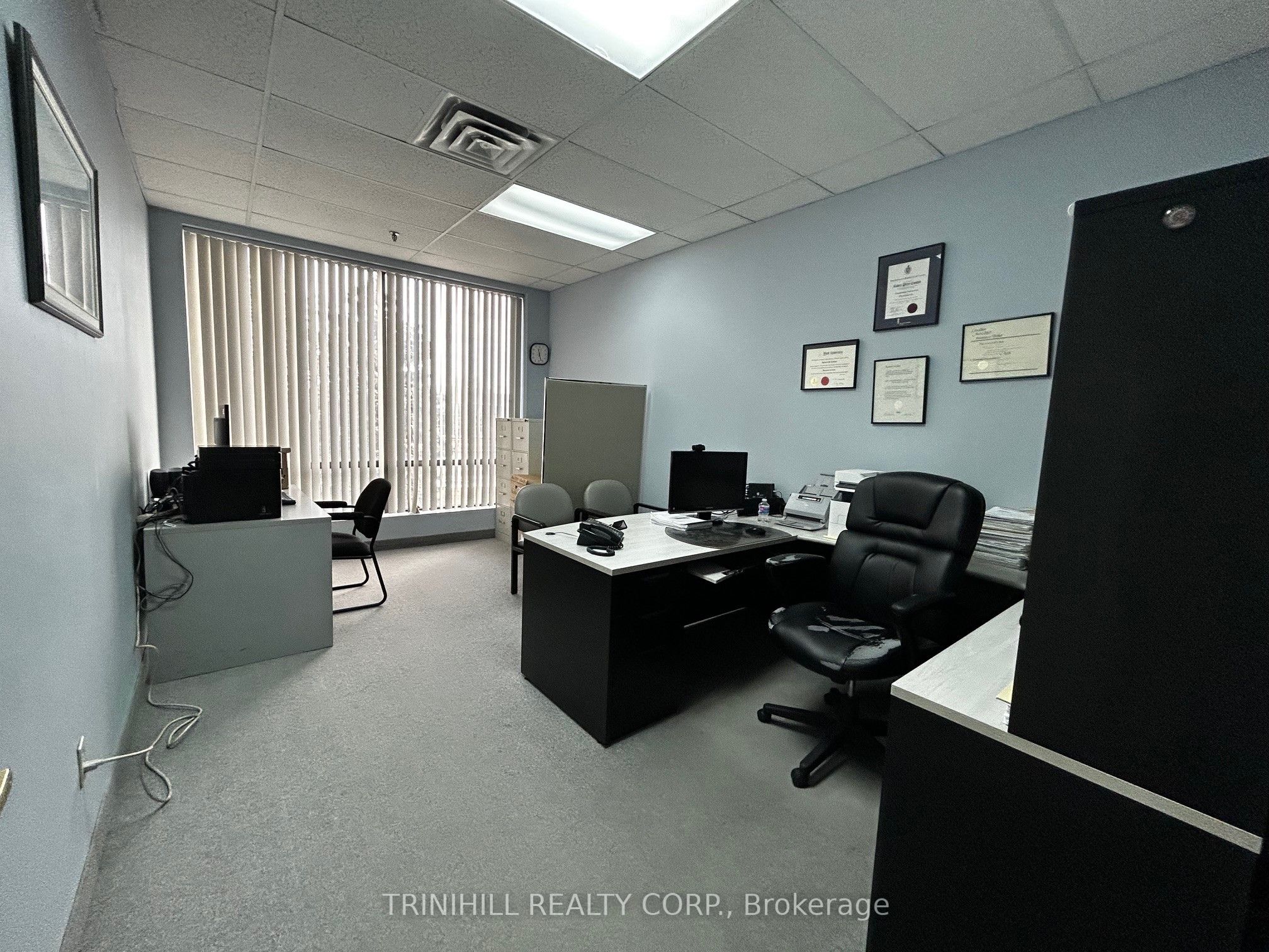 #201 - 8400 Jane Street Property Photo 9