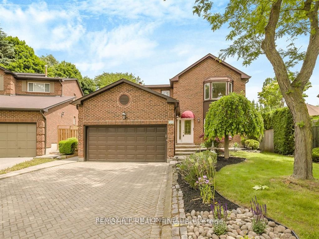 10 Spanhouse Crescent Property Photo 1