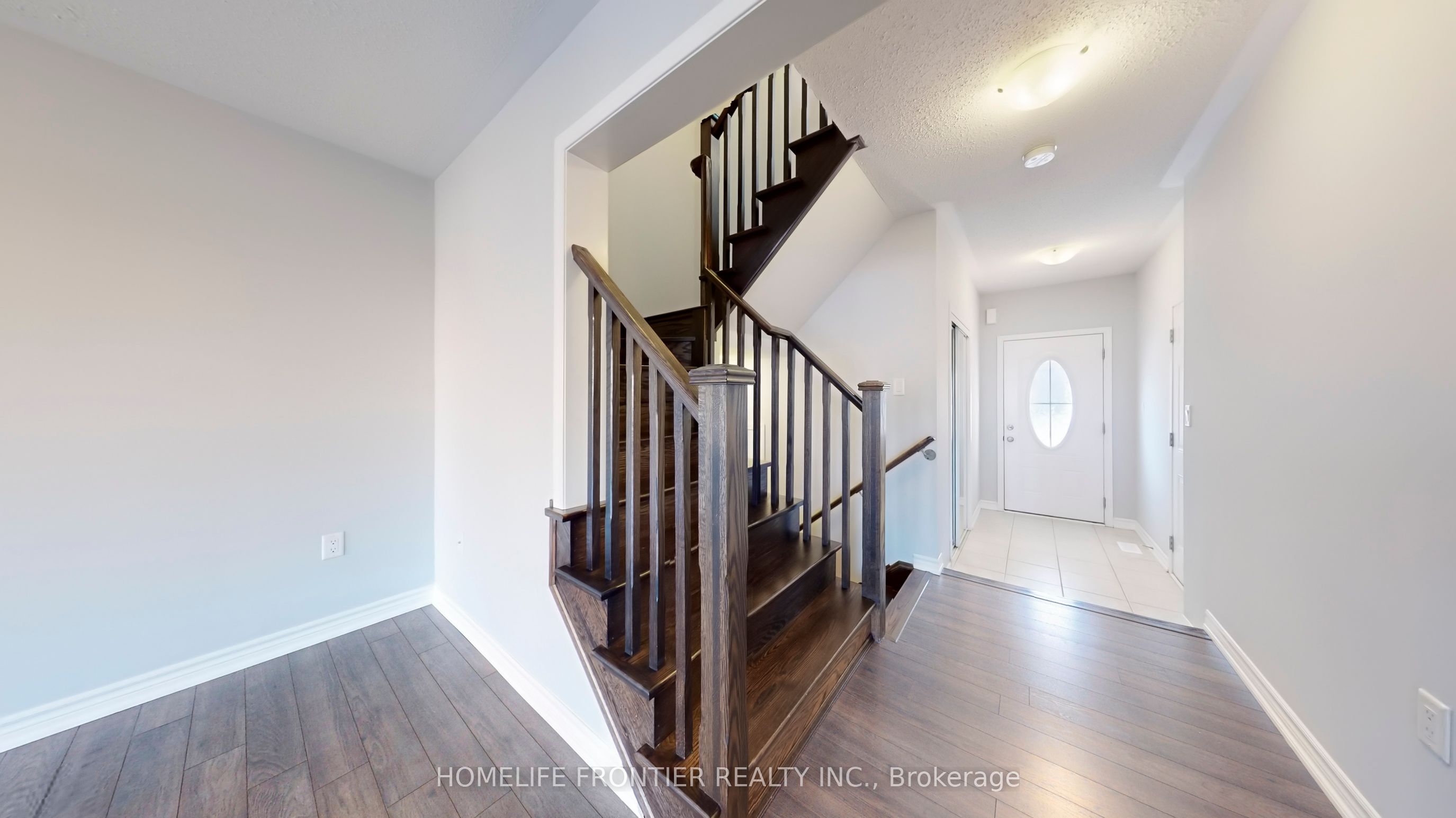 7 Hutt Crescent Property Photo 7