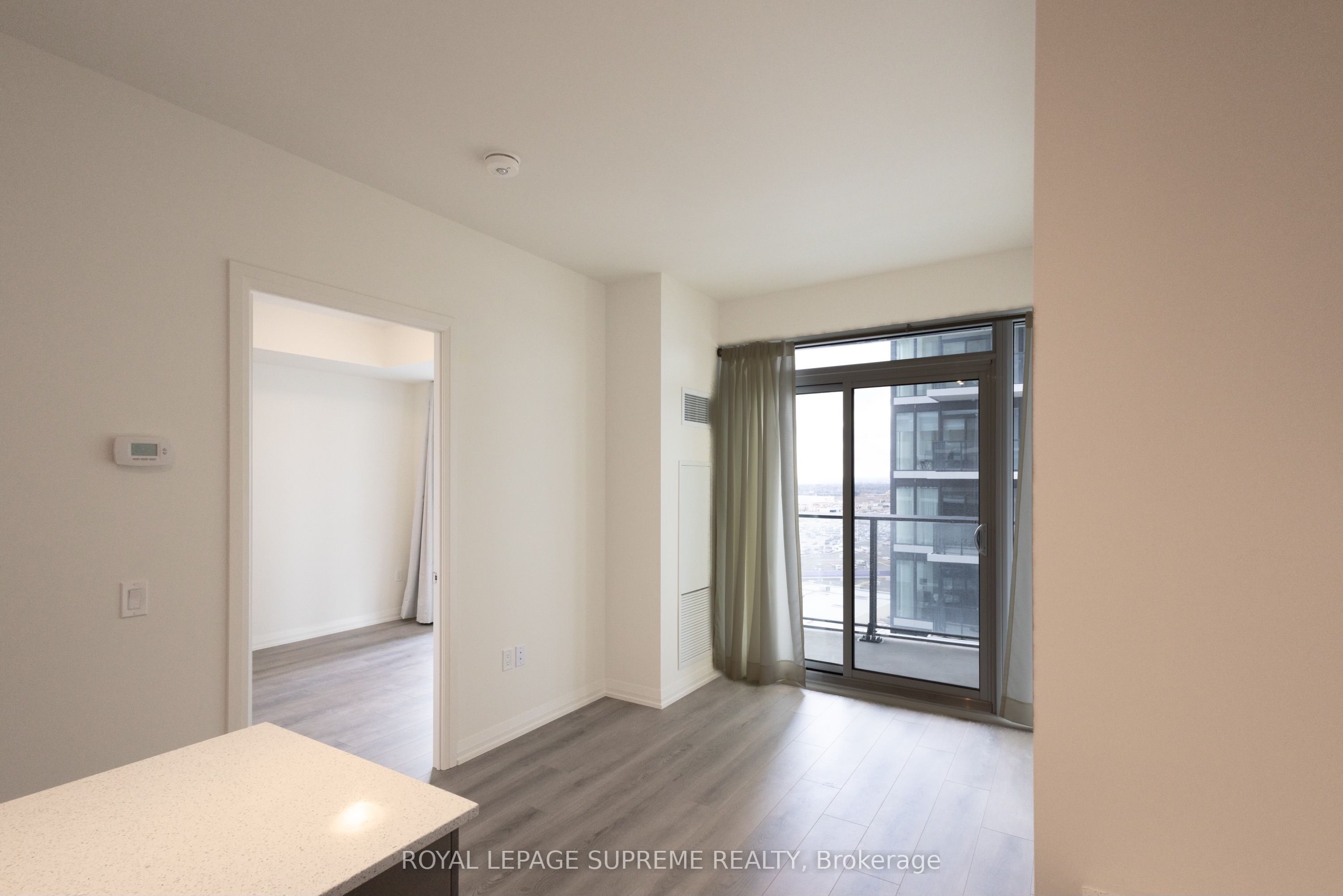 #1407 - 9000 Jane Street Property Photo 18