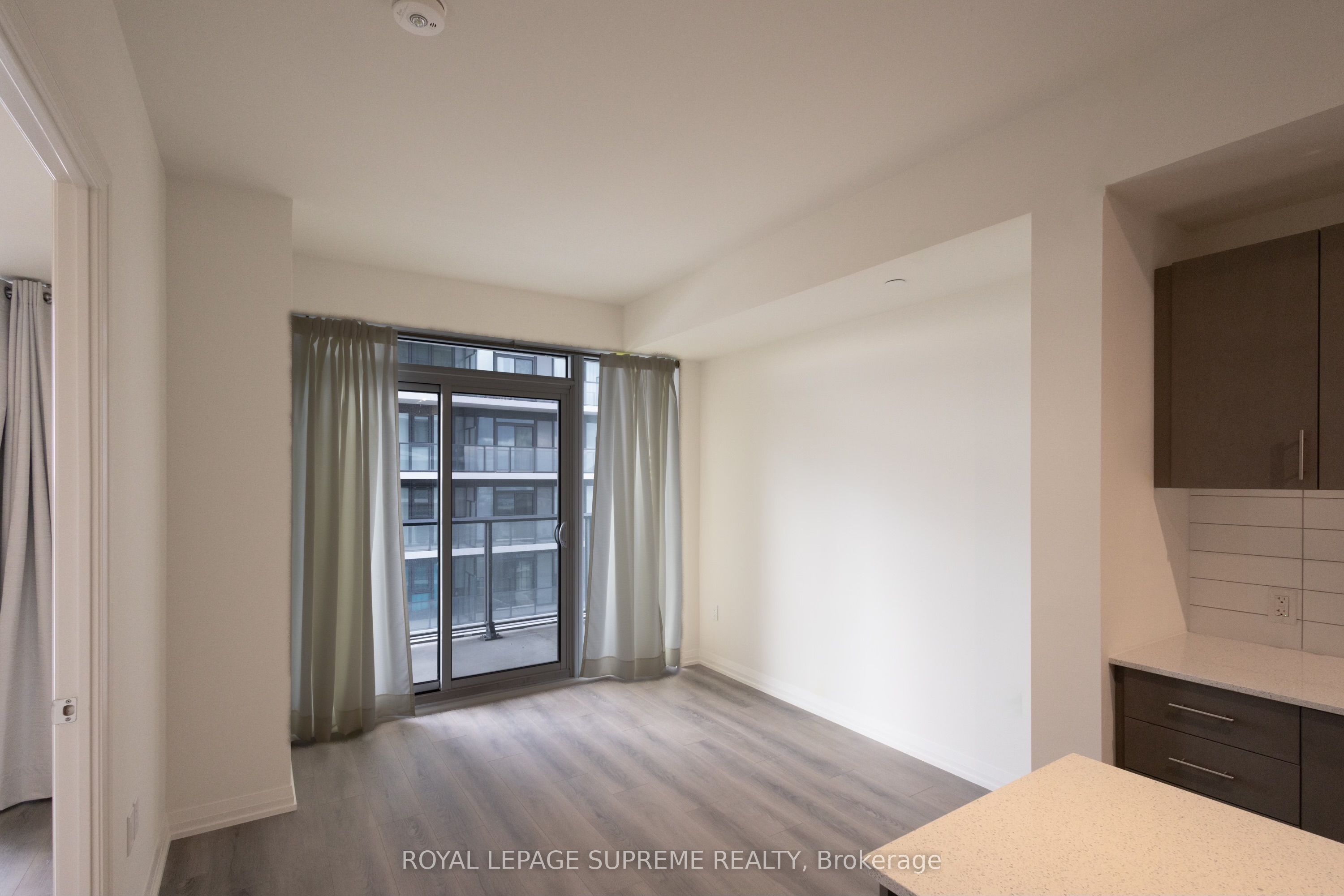 #1407 - 9000 Jane Street Property Photo 19
