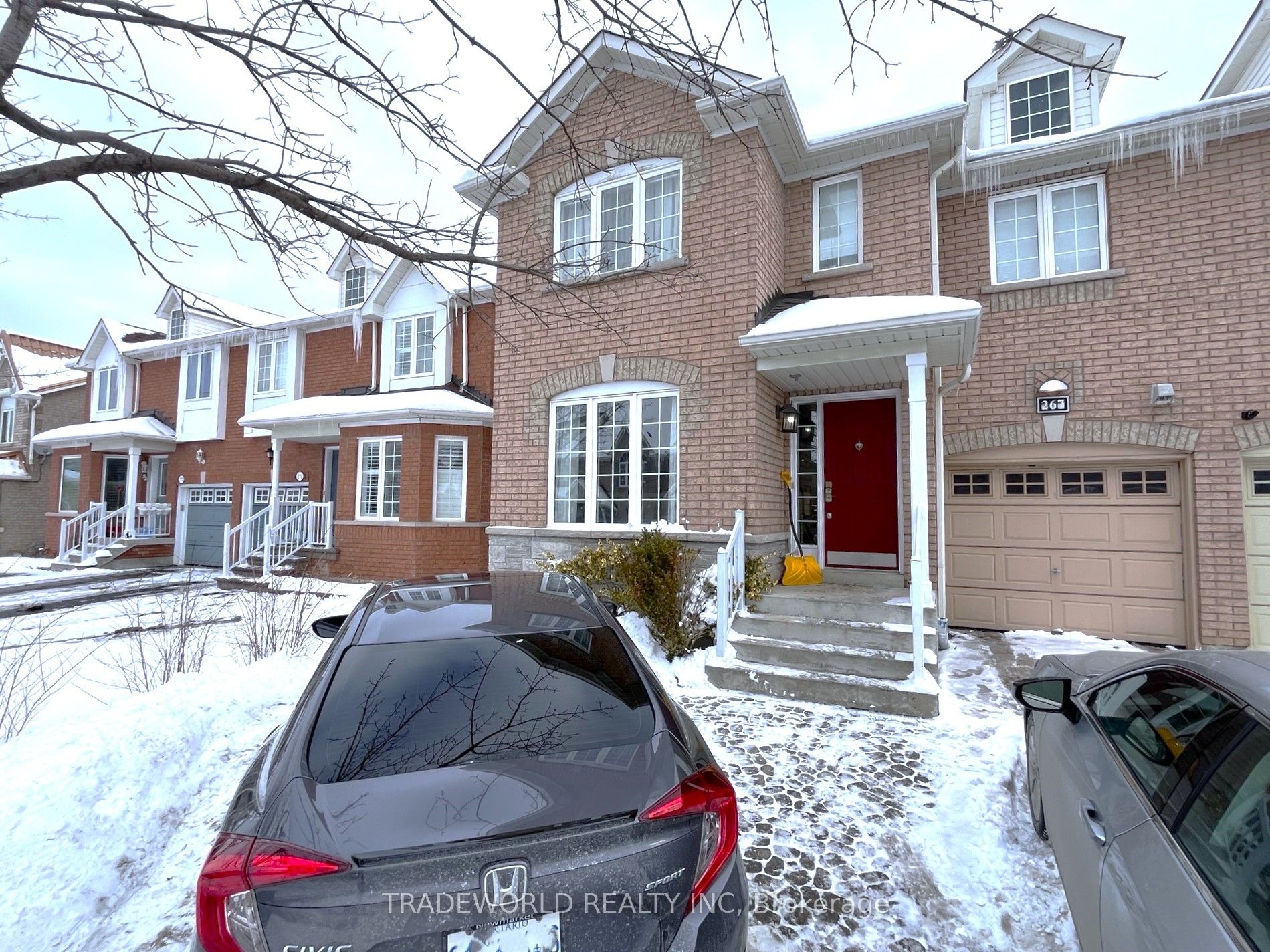 267 Flagstone Way Property Photo 2
