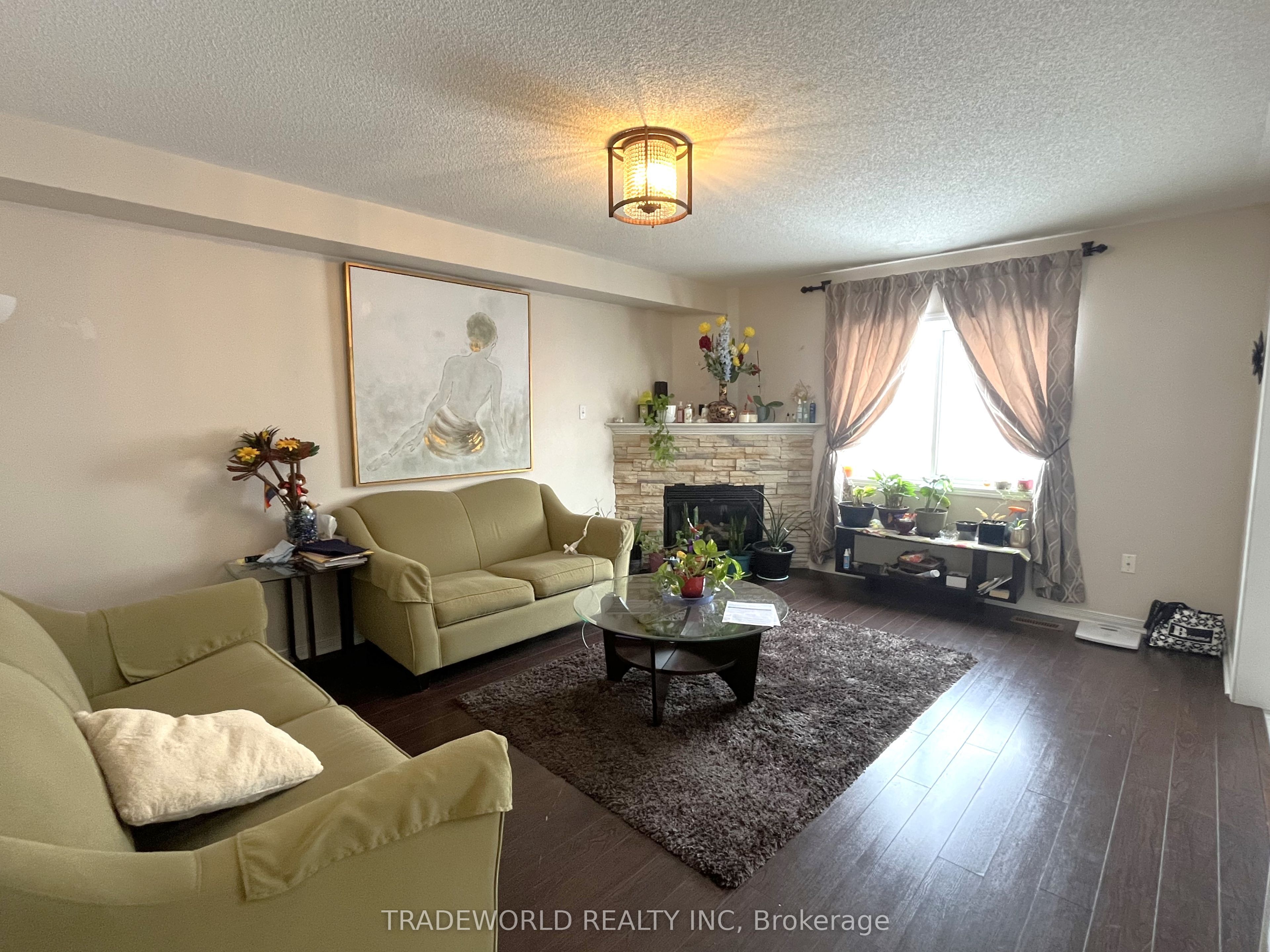 267 Flagstone Way Property Photo 3