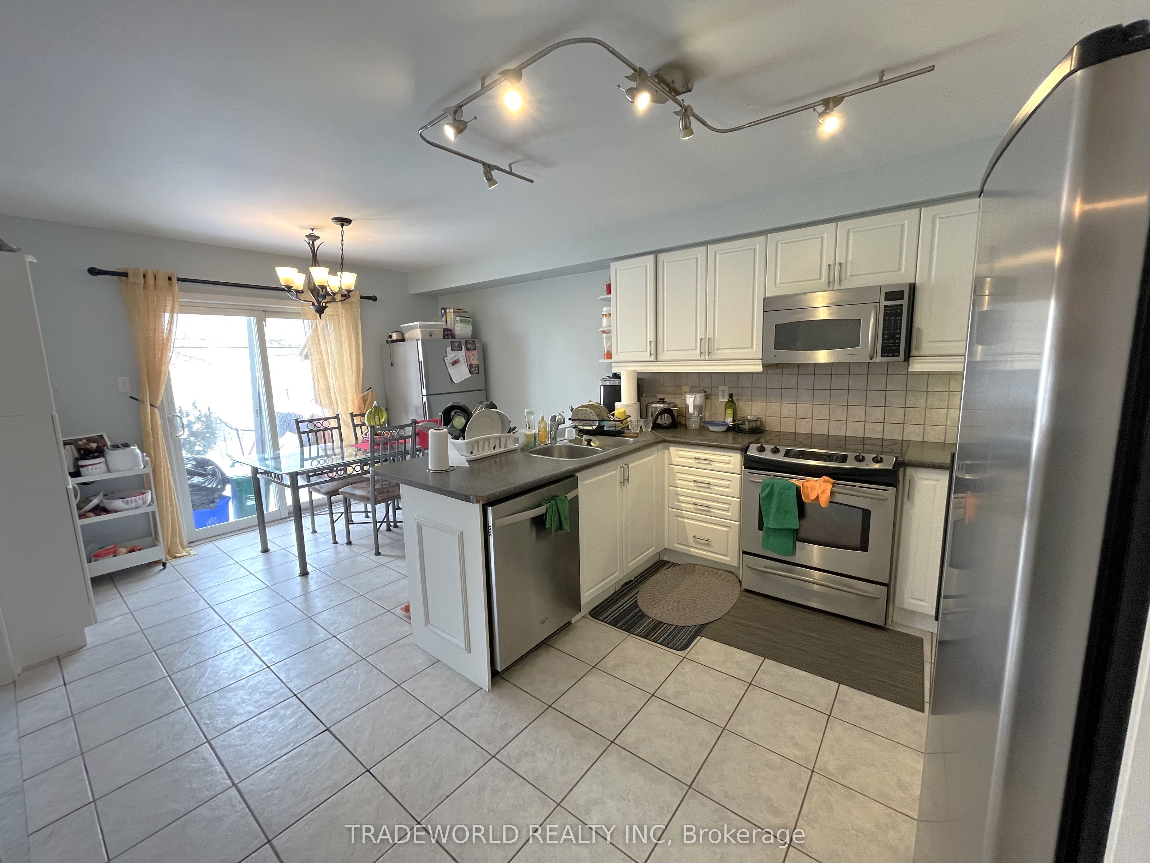 267 Flagstone Way Property Photo 6